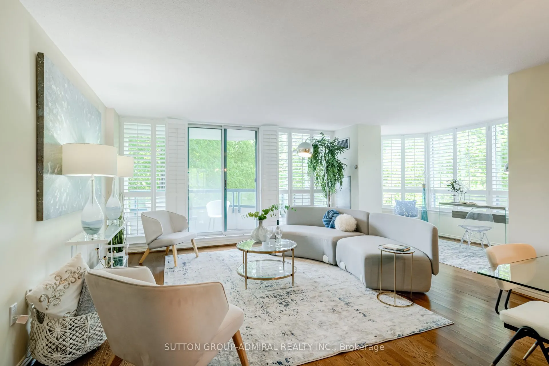 7250 Yonge Street, #311