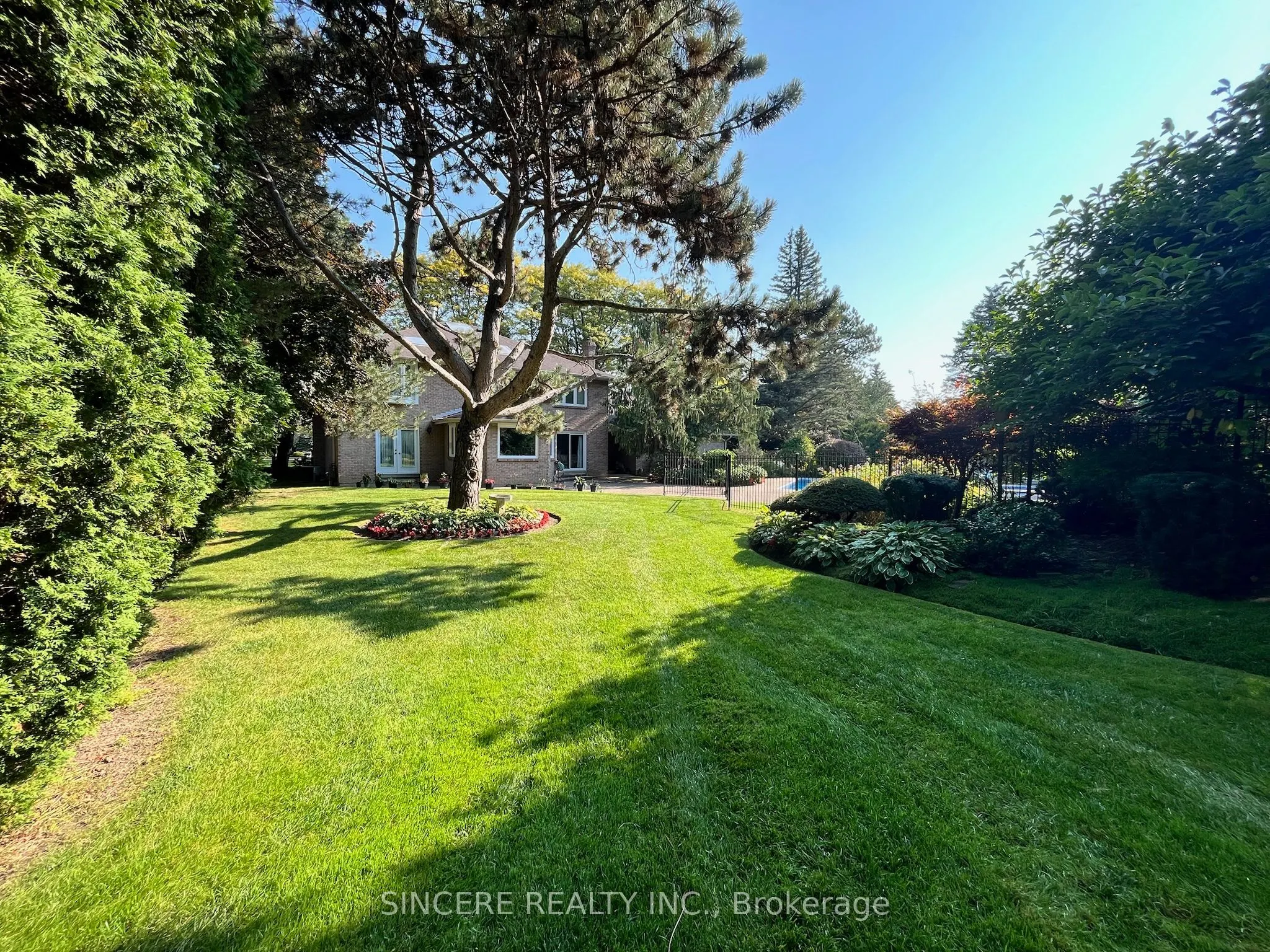 27 Country Estates Drive