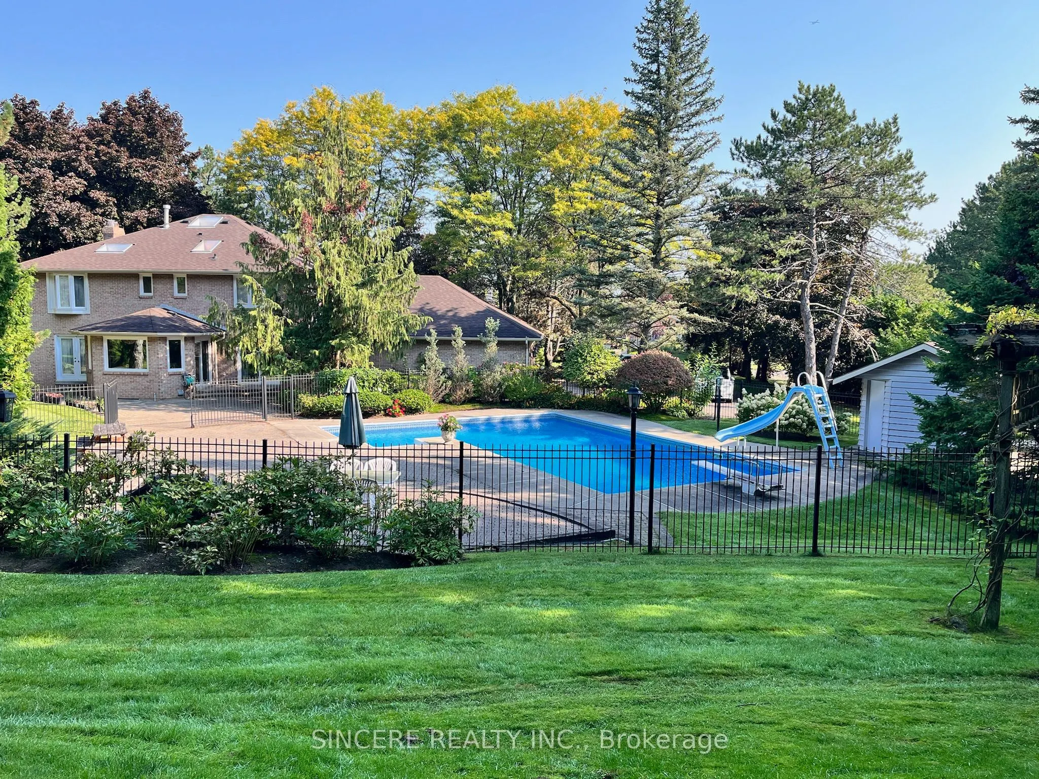 27 Country Estates Drive