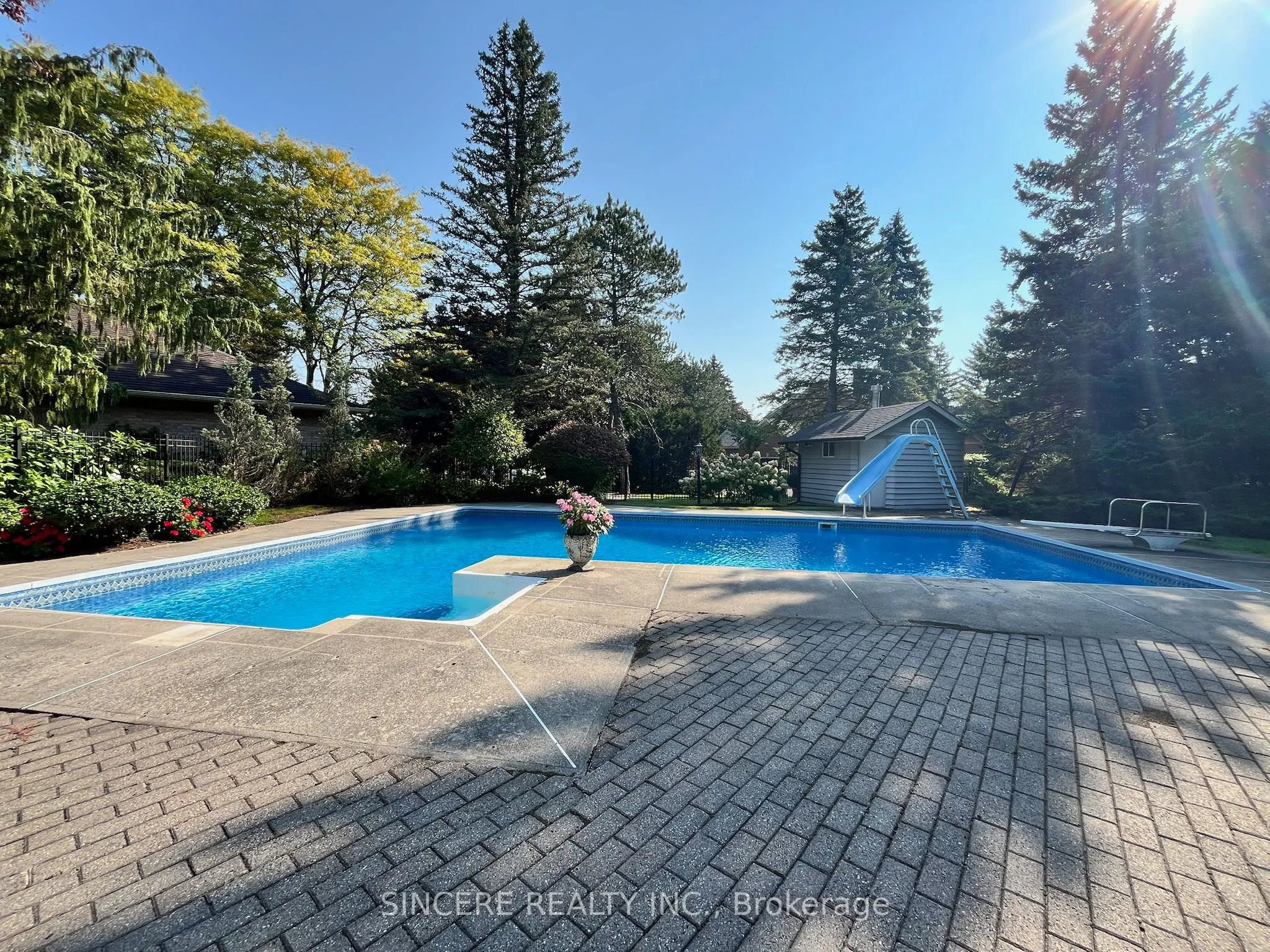 27 Country Estates Drive