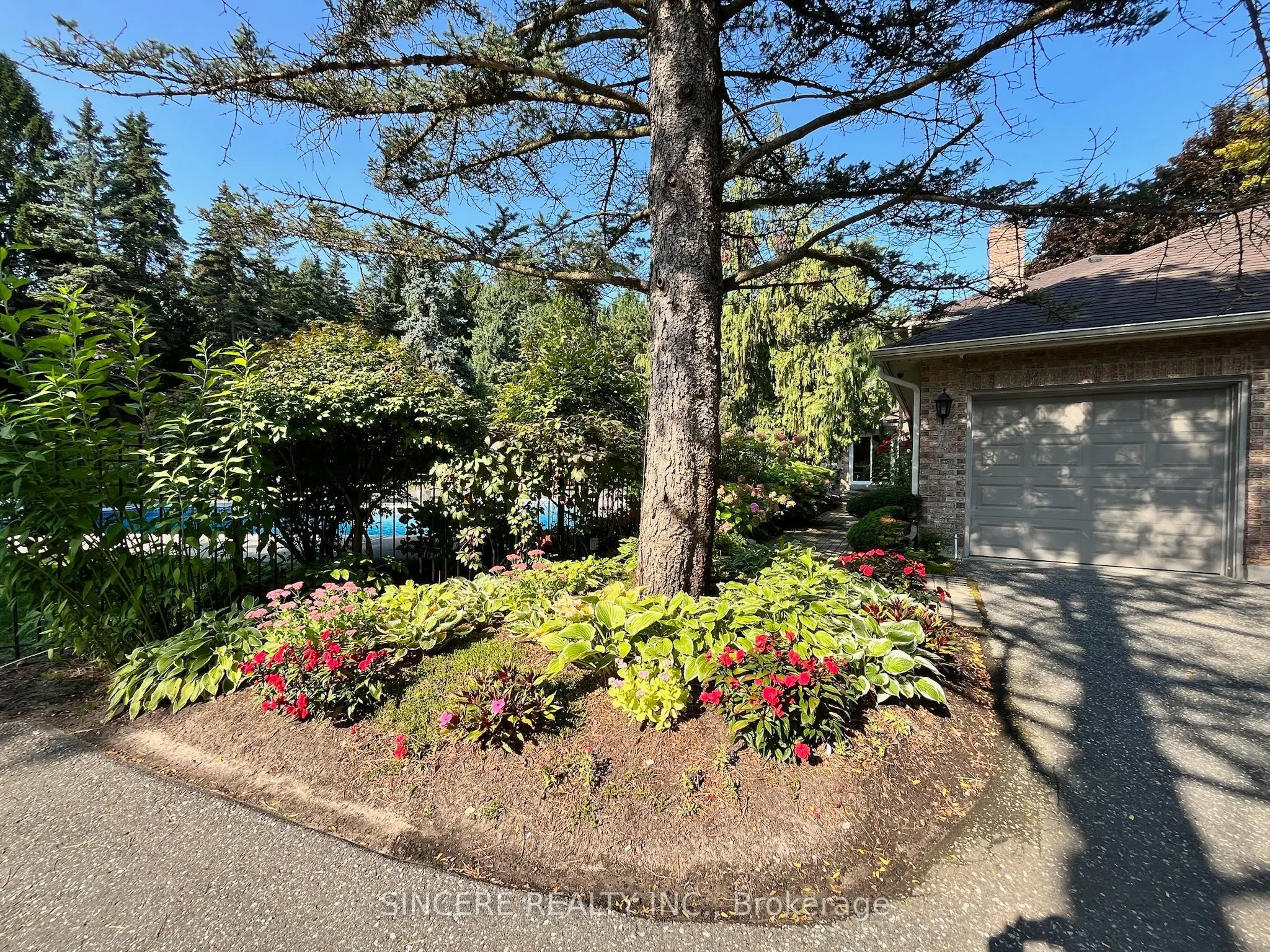 27 Country Estates Drive