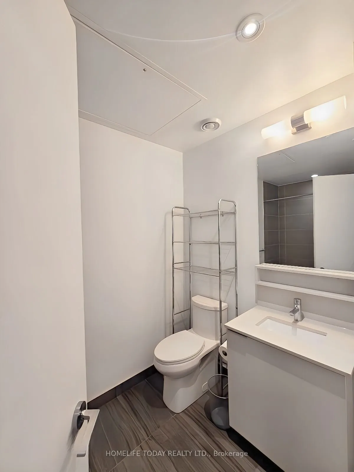 898 Portage Parkway, #4711