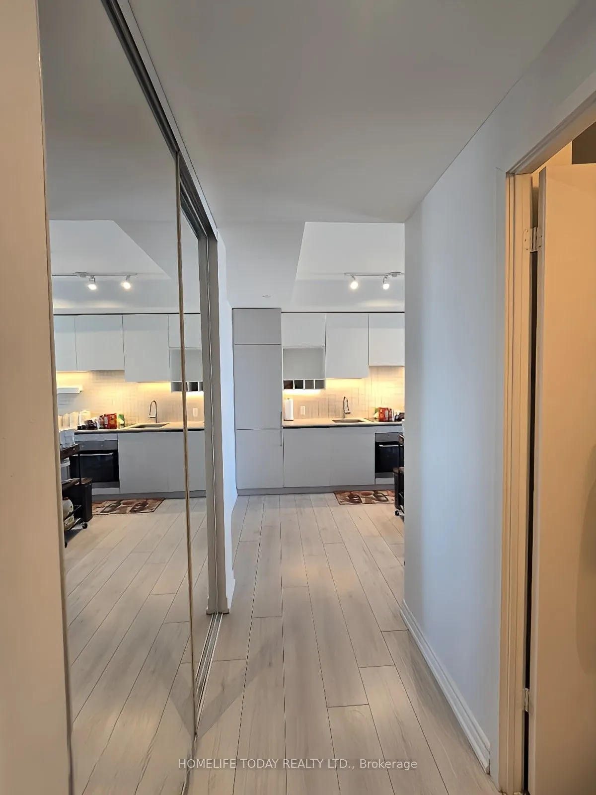 898 Portage Parkway, #4711