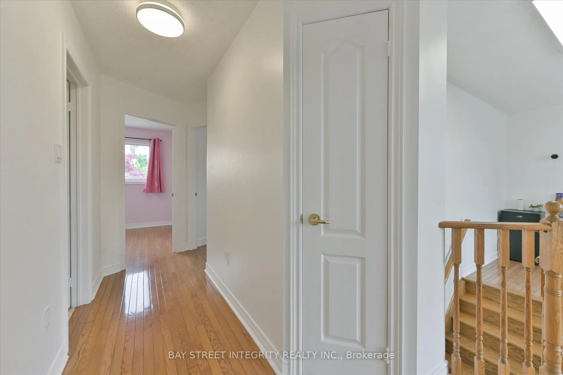 32 Sail Crescent
