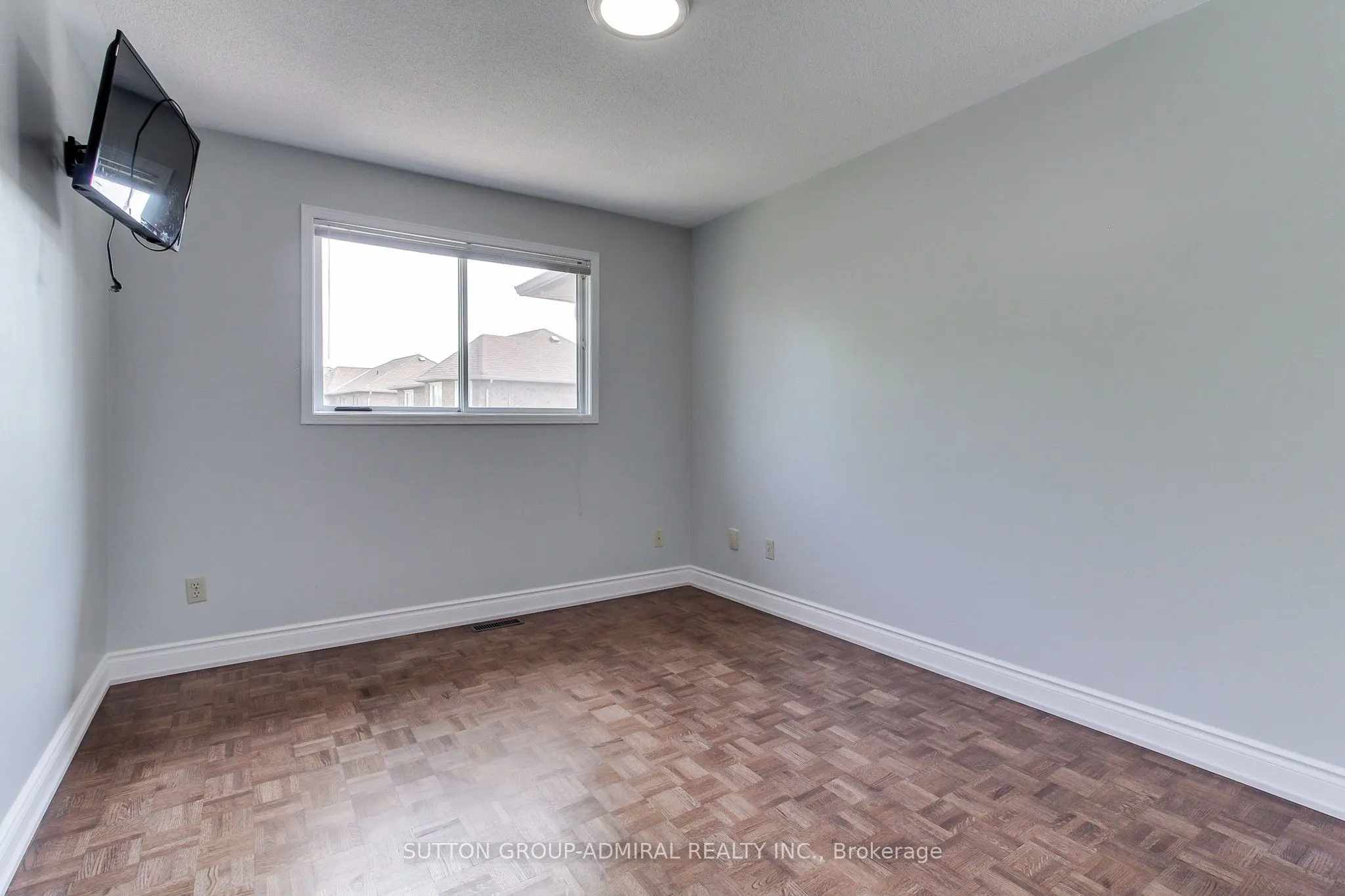 26 Carron Avenue