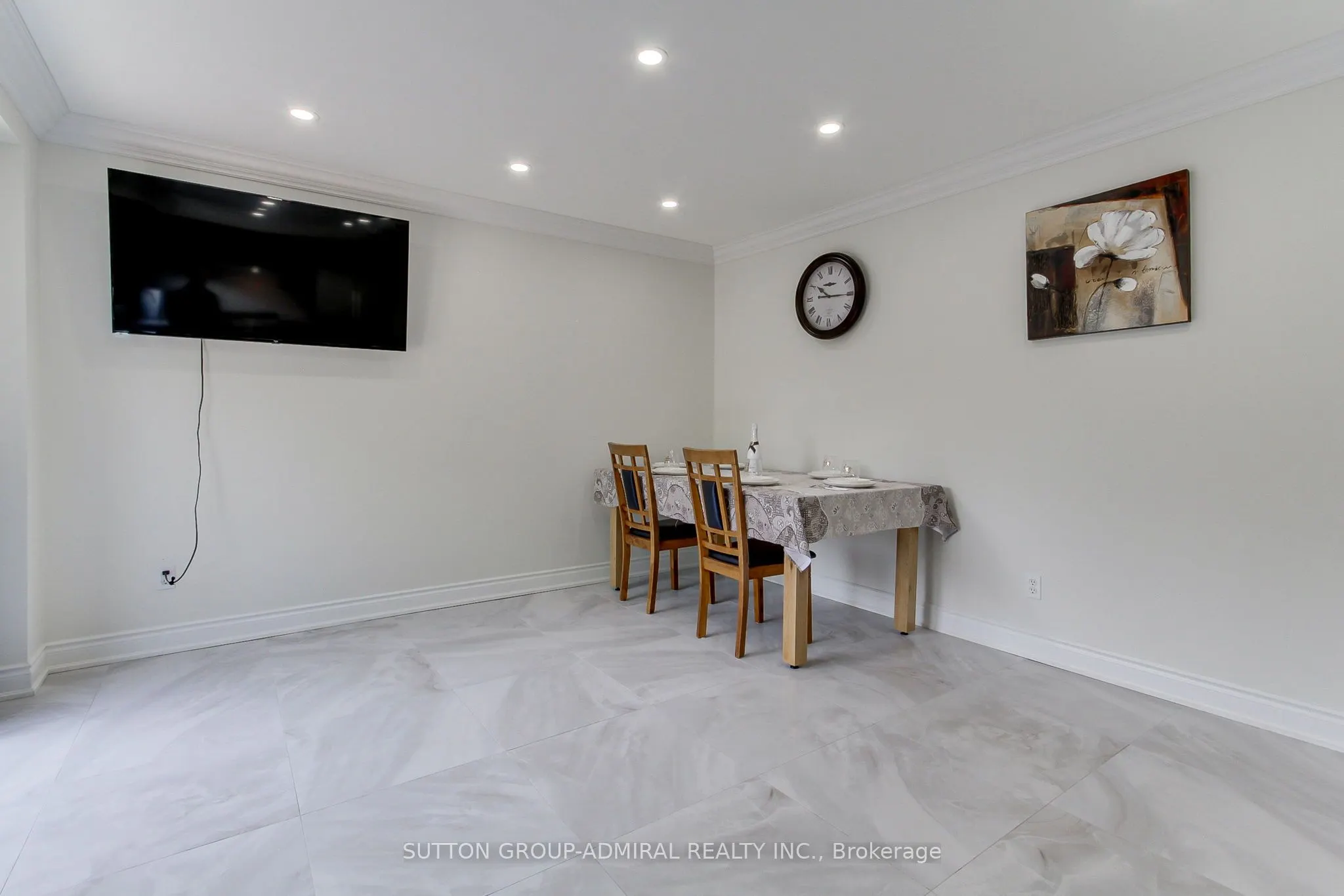 26 Carron Avenue