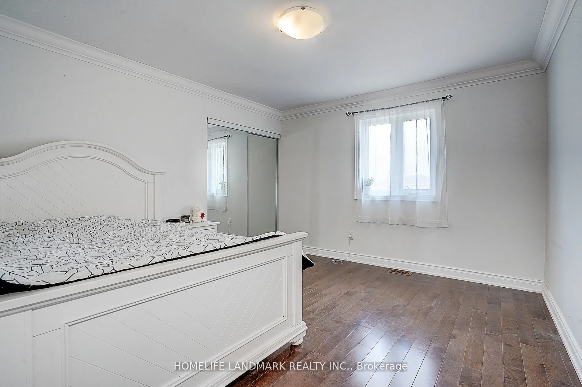 136 Cooperage Crescent