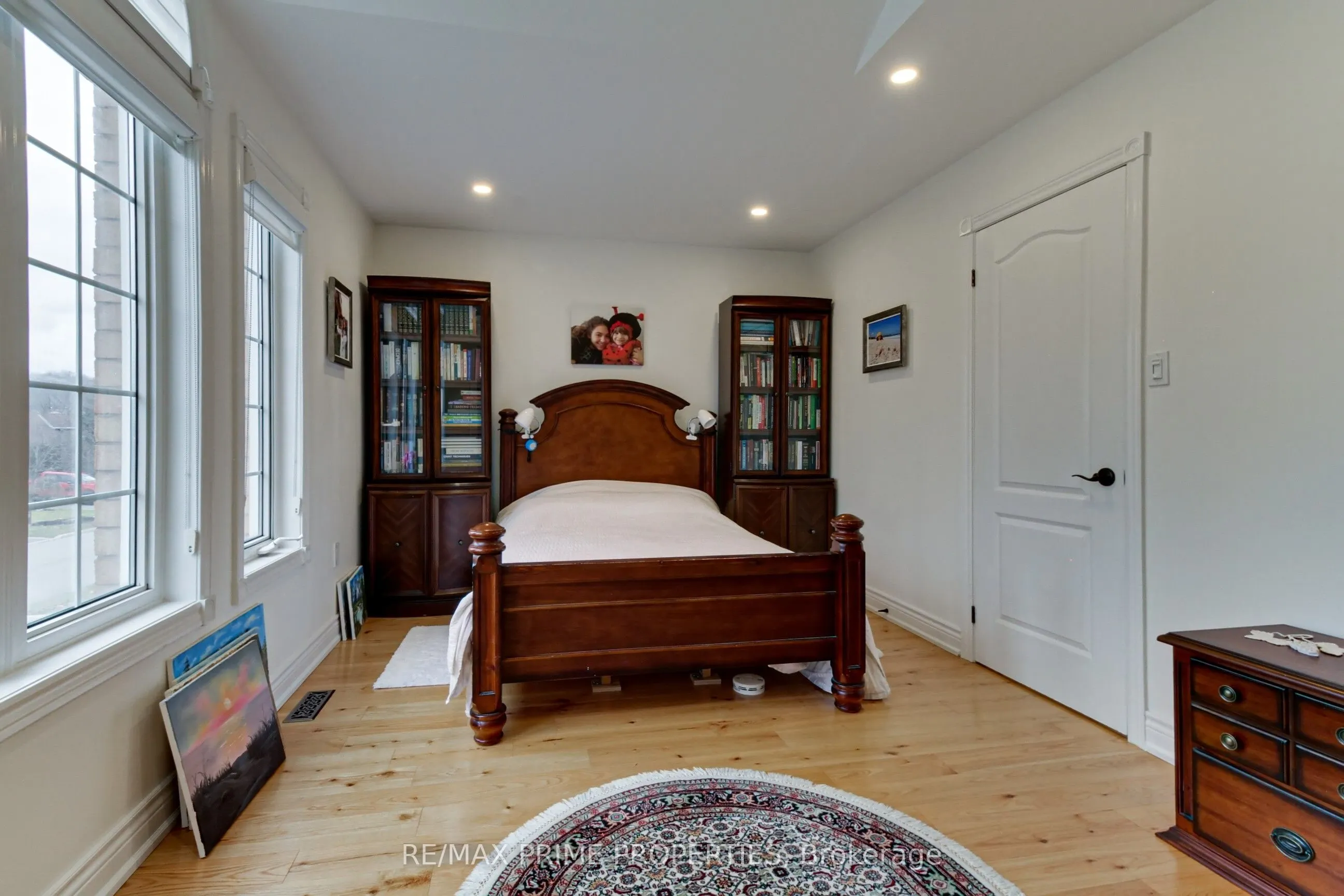 11 Kerfoot Crescent