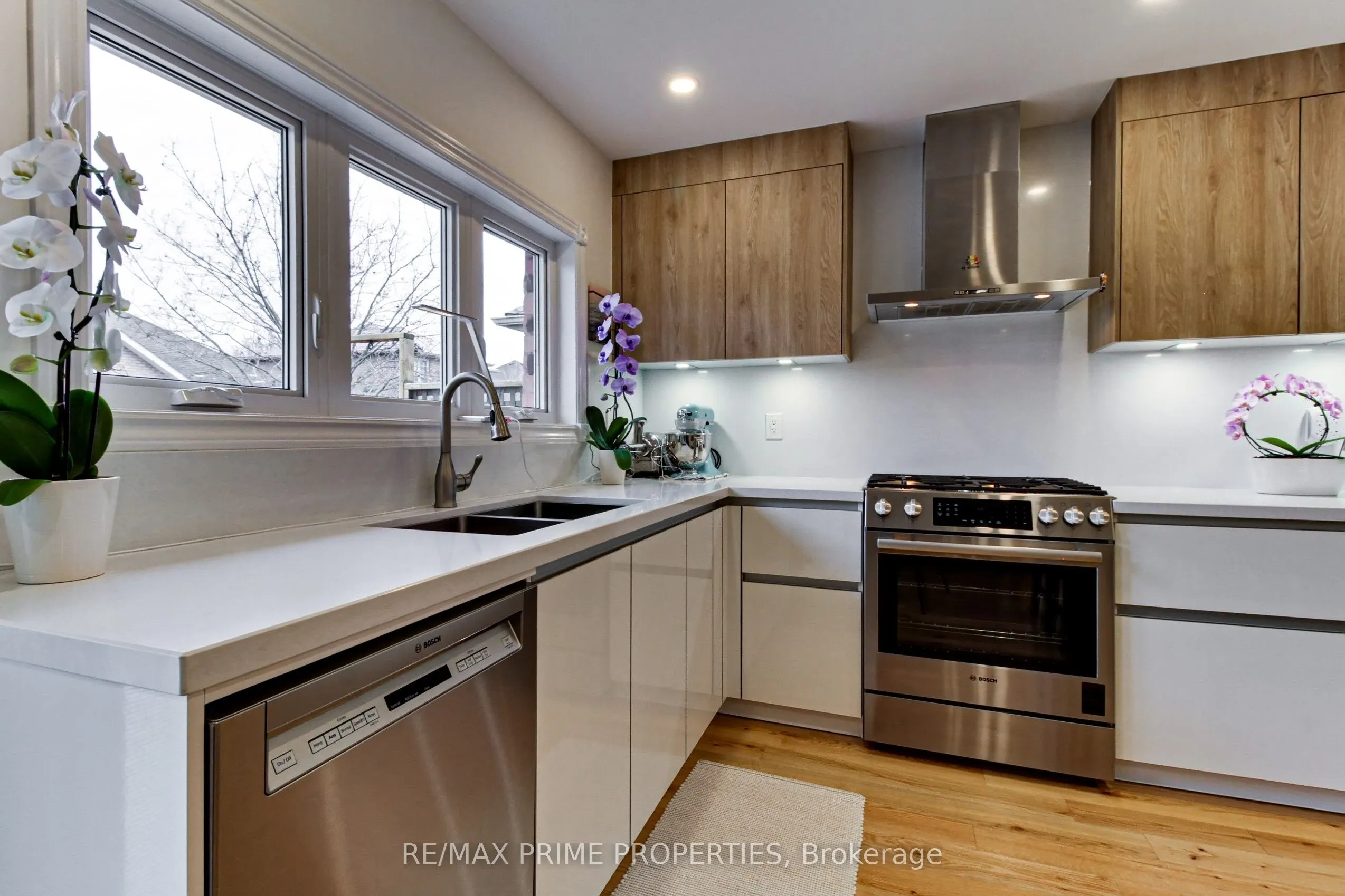 11 Kerfoot Crescent