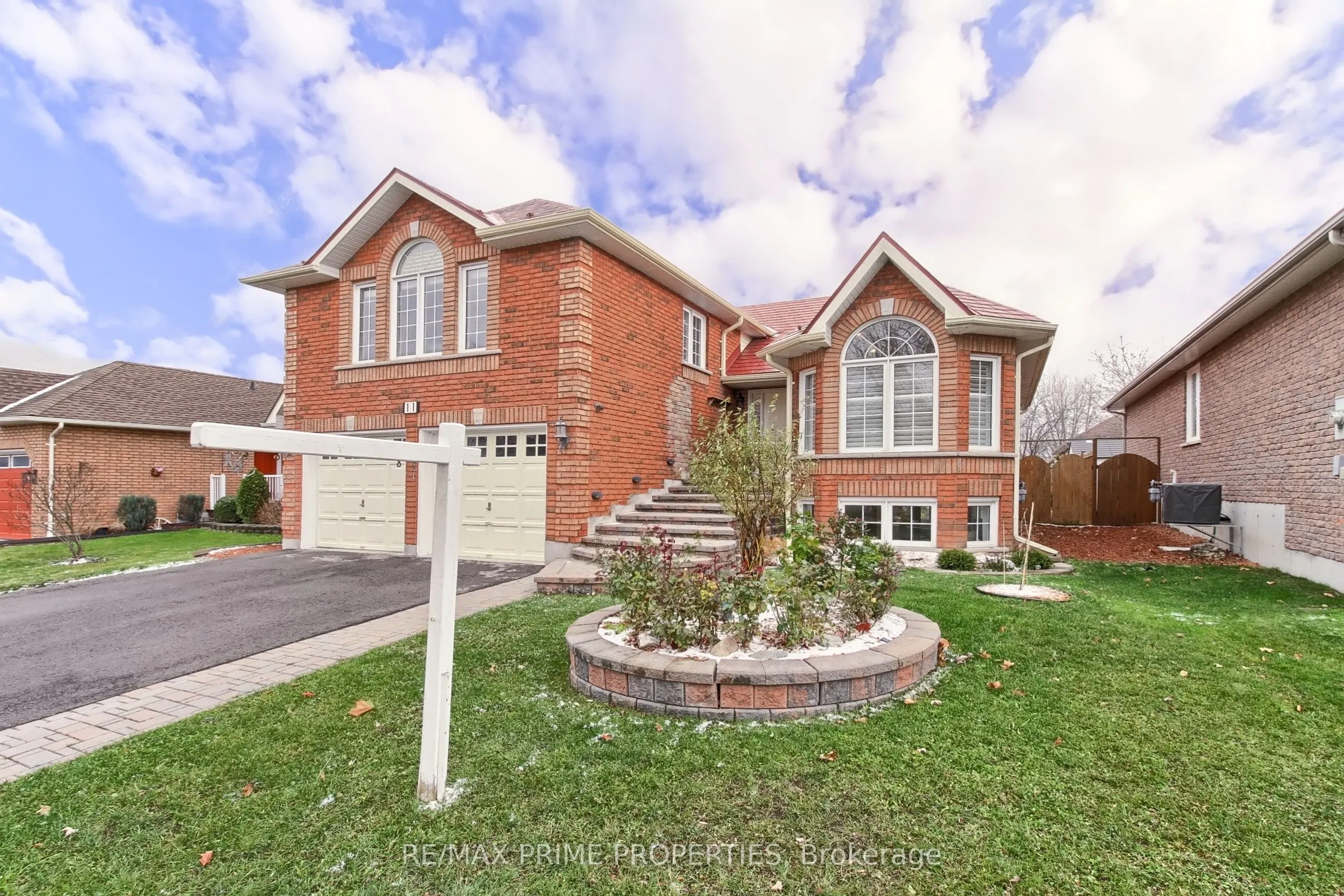 11 Kerfoot Crescent