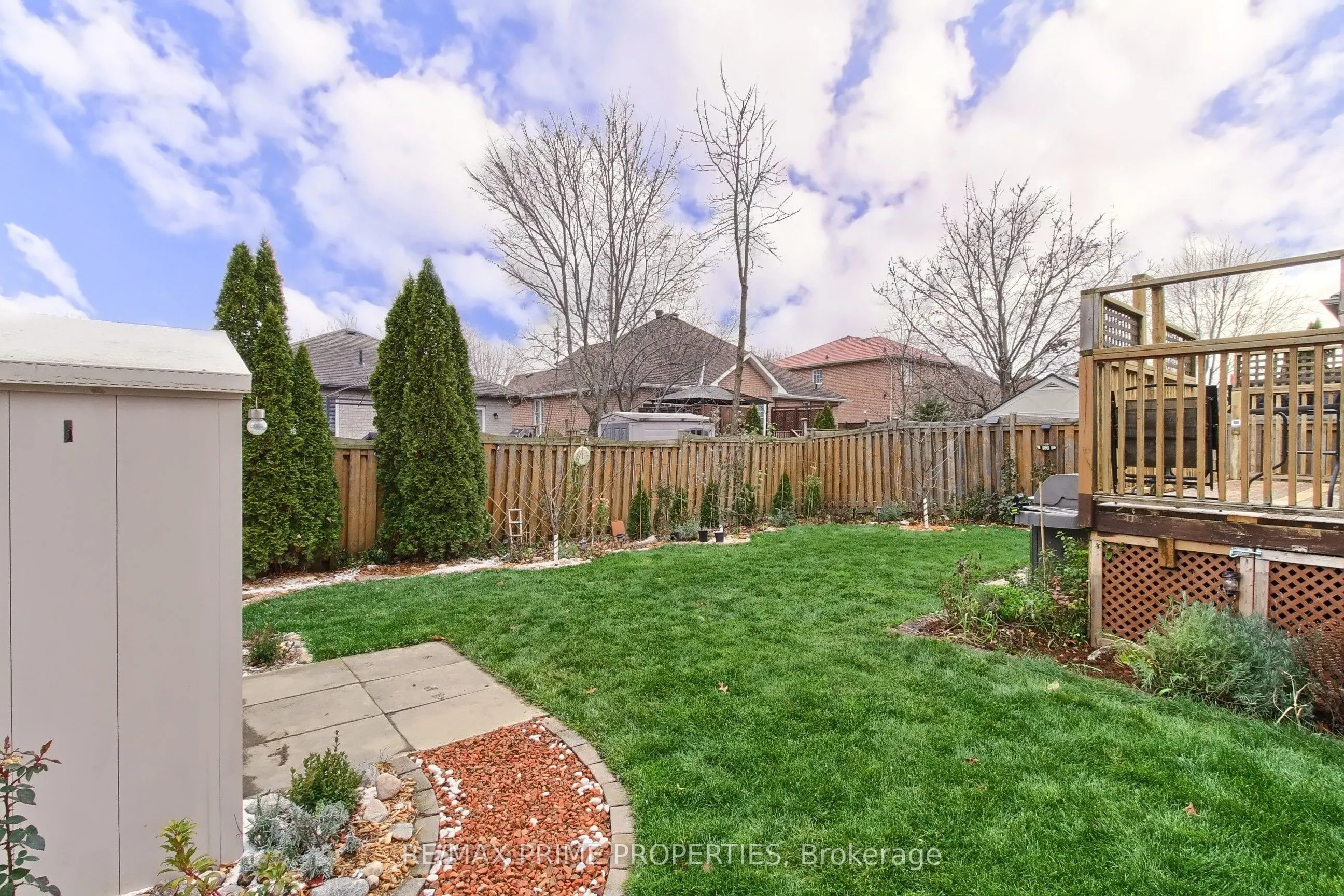11 Kerfoot Crescent