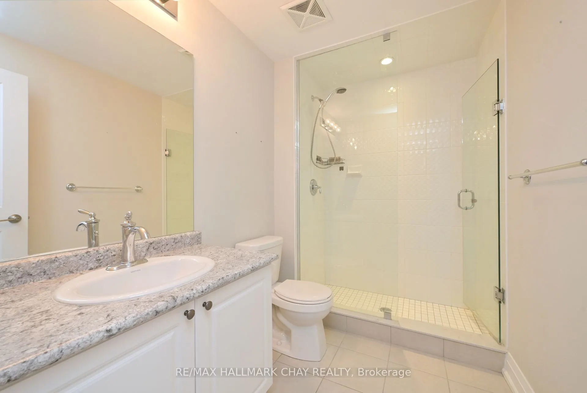 157 Wellington Street E, #109