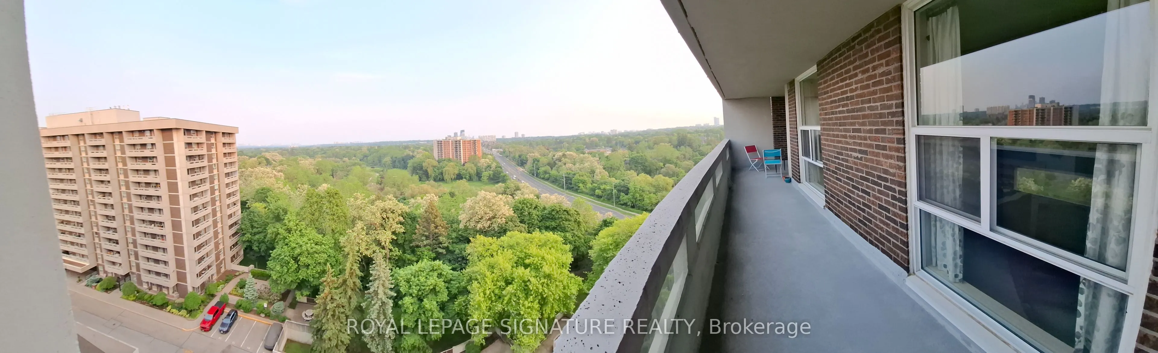 60 INVERLOCHY Boulevard, #1210