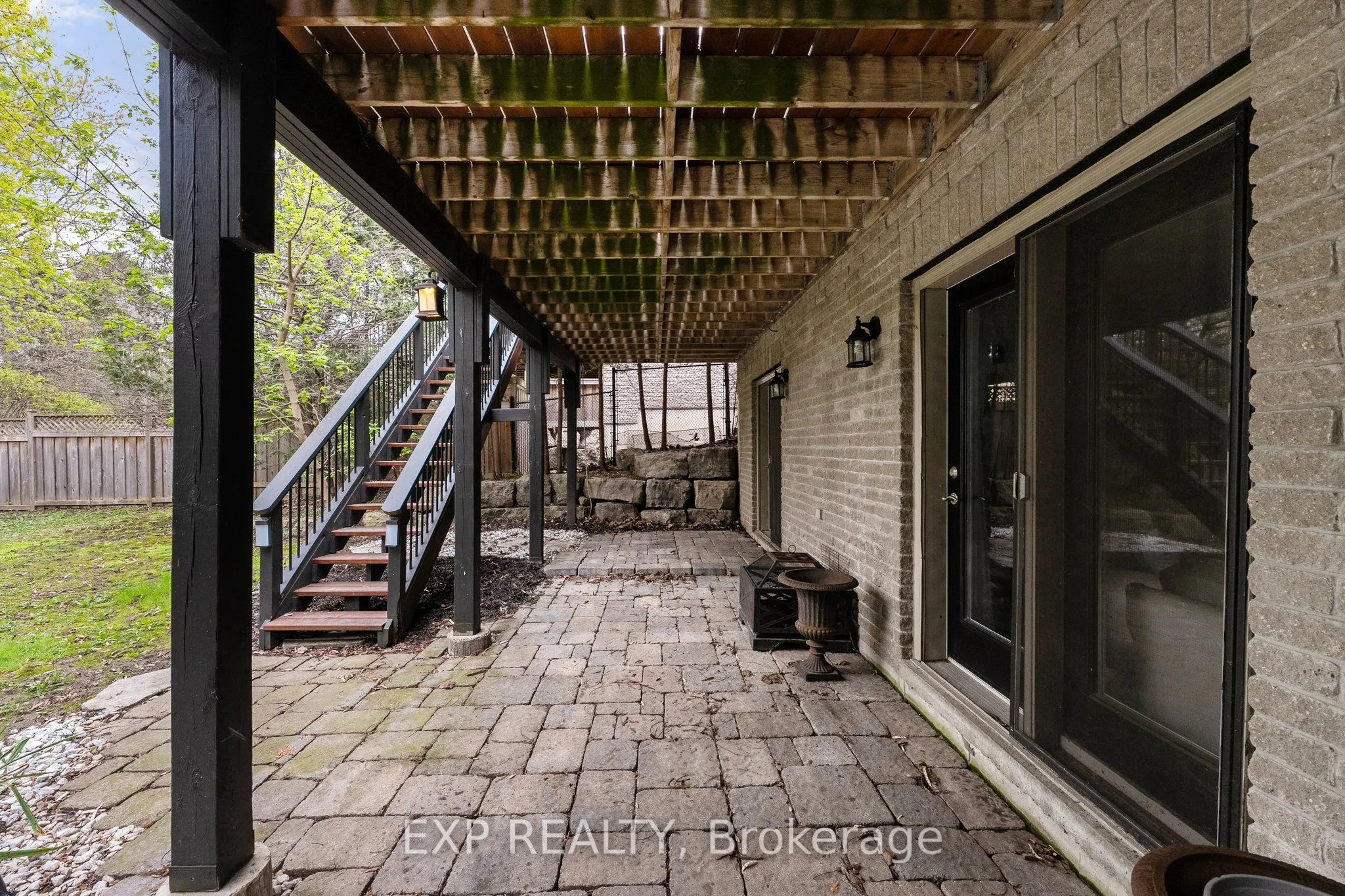 112 Tyler Street