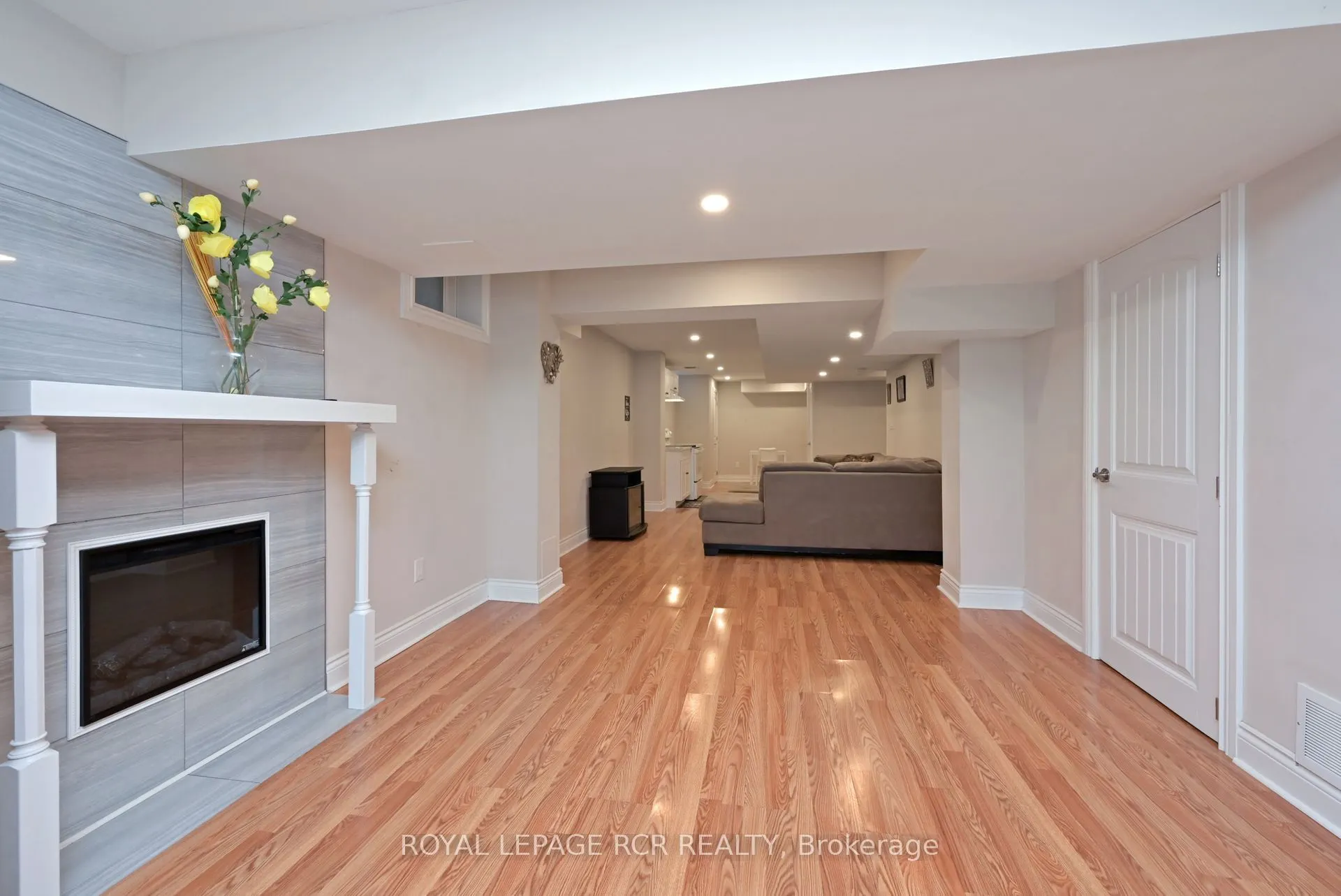 62 Ferris Lane, #lower
