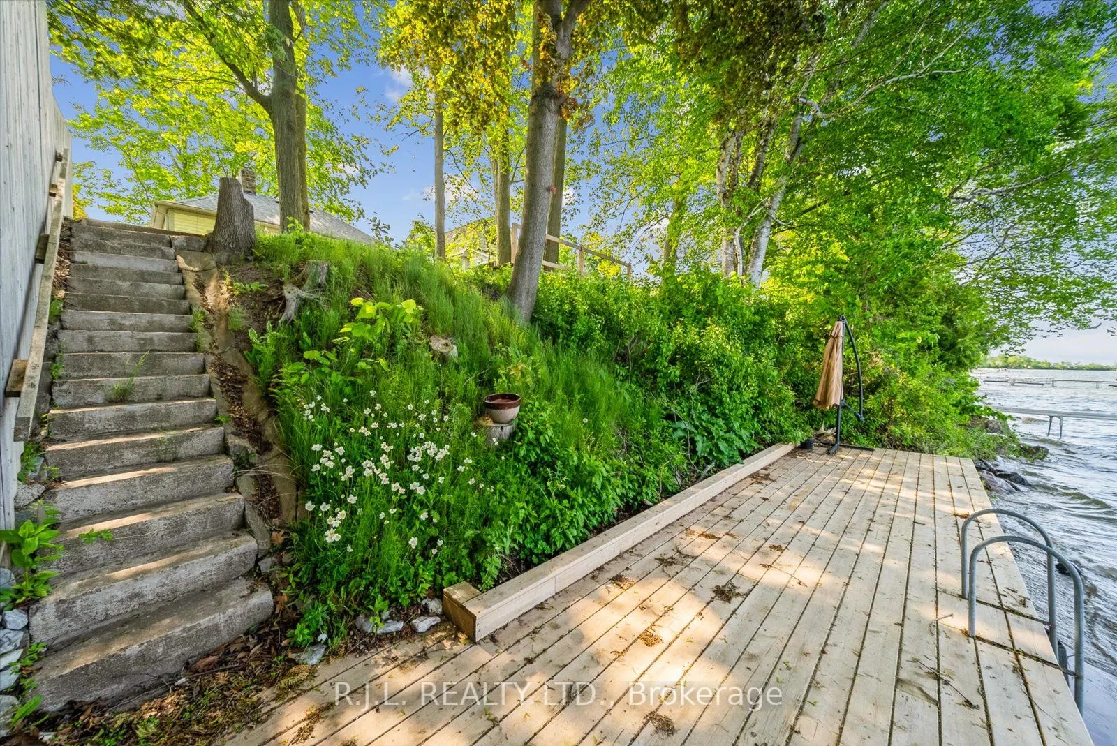 242 Morrison Avenue