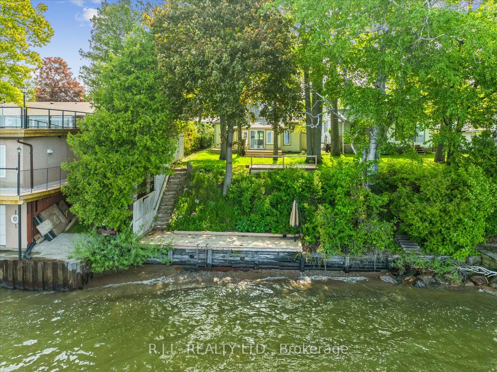 242 Morrison Avenue