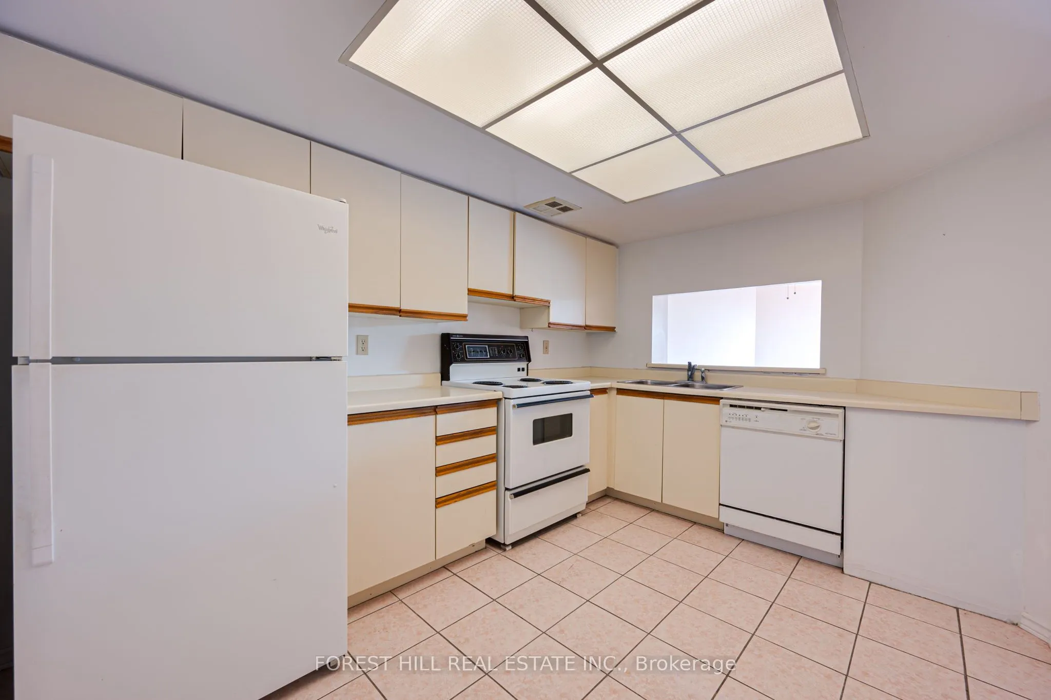 7440 Bathurst Street, #308