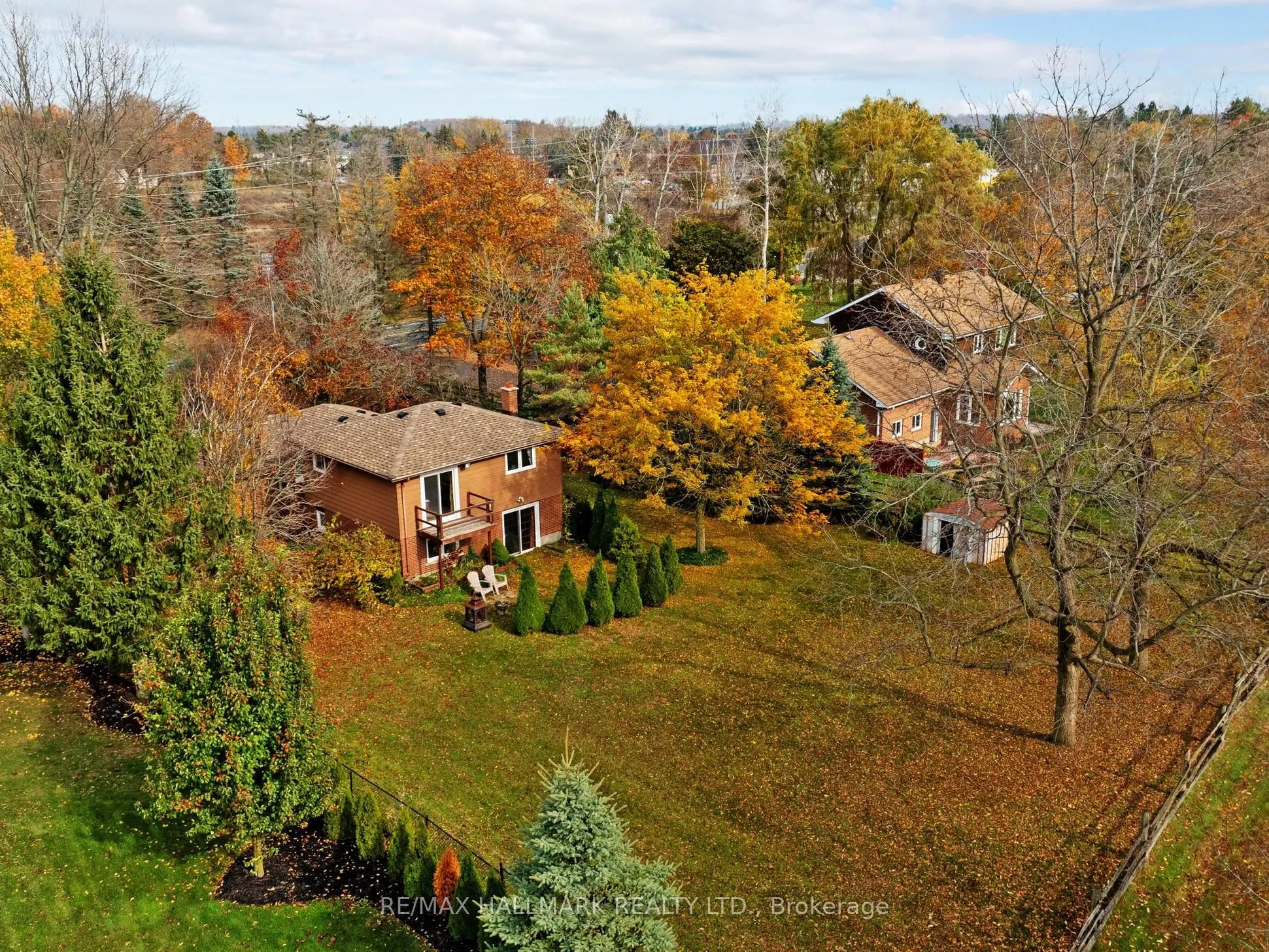 5193 Aurora Road