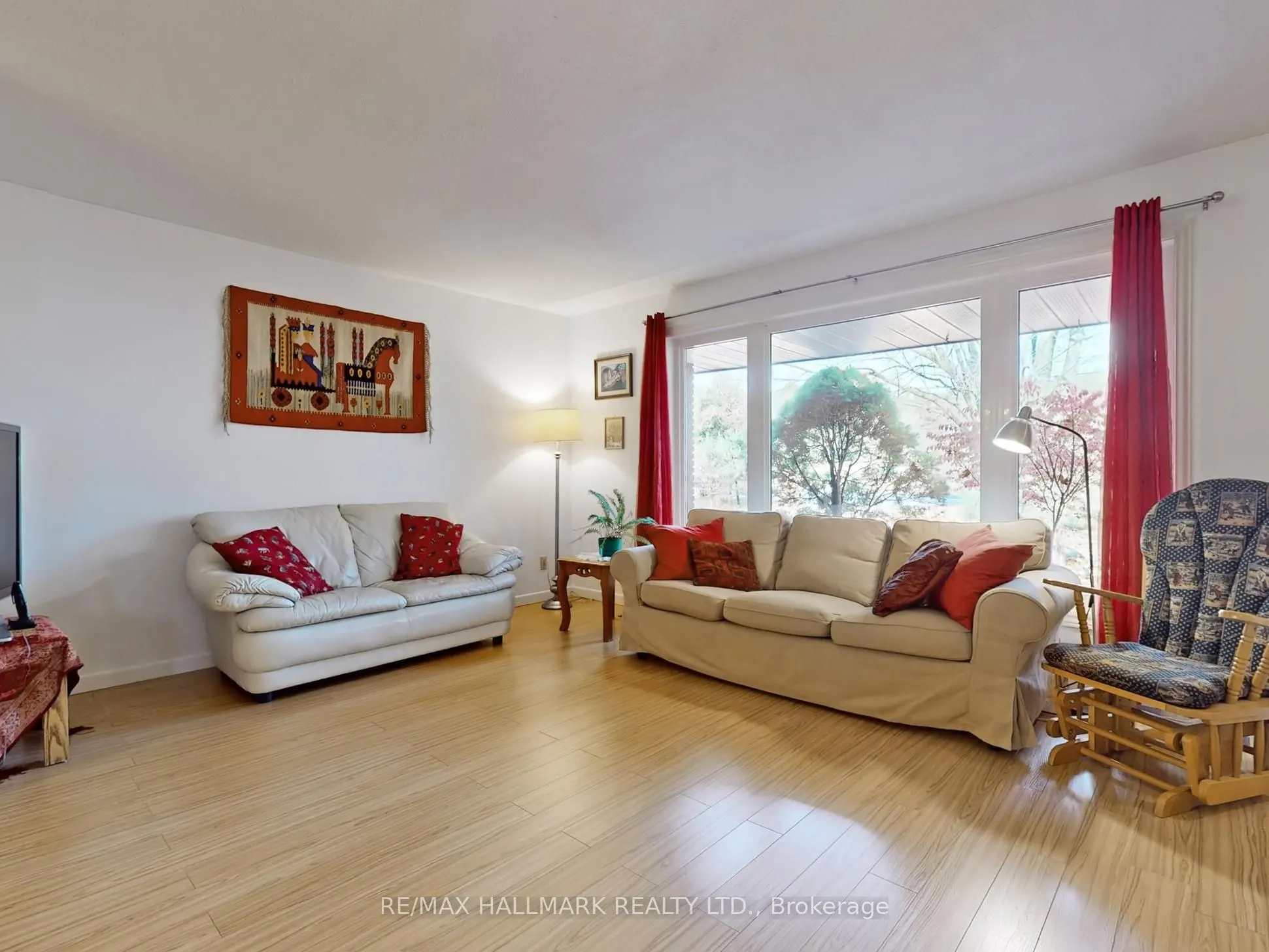 5193 Aurora Road