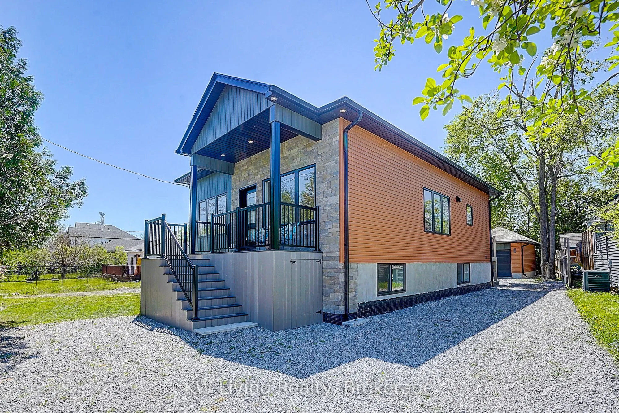 15 Farley Circle