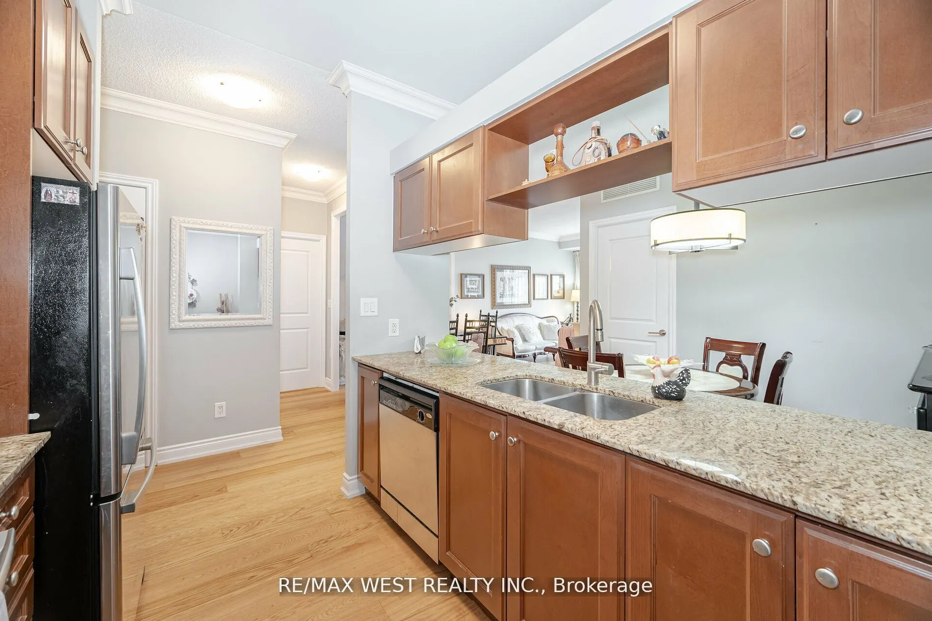 281 Woodbridge Avenue, #509