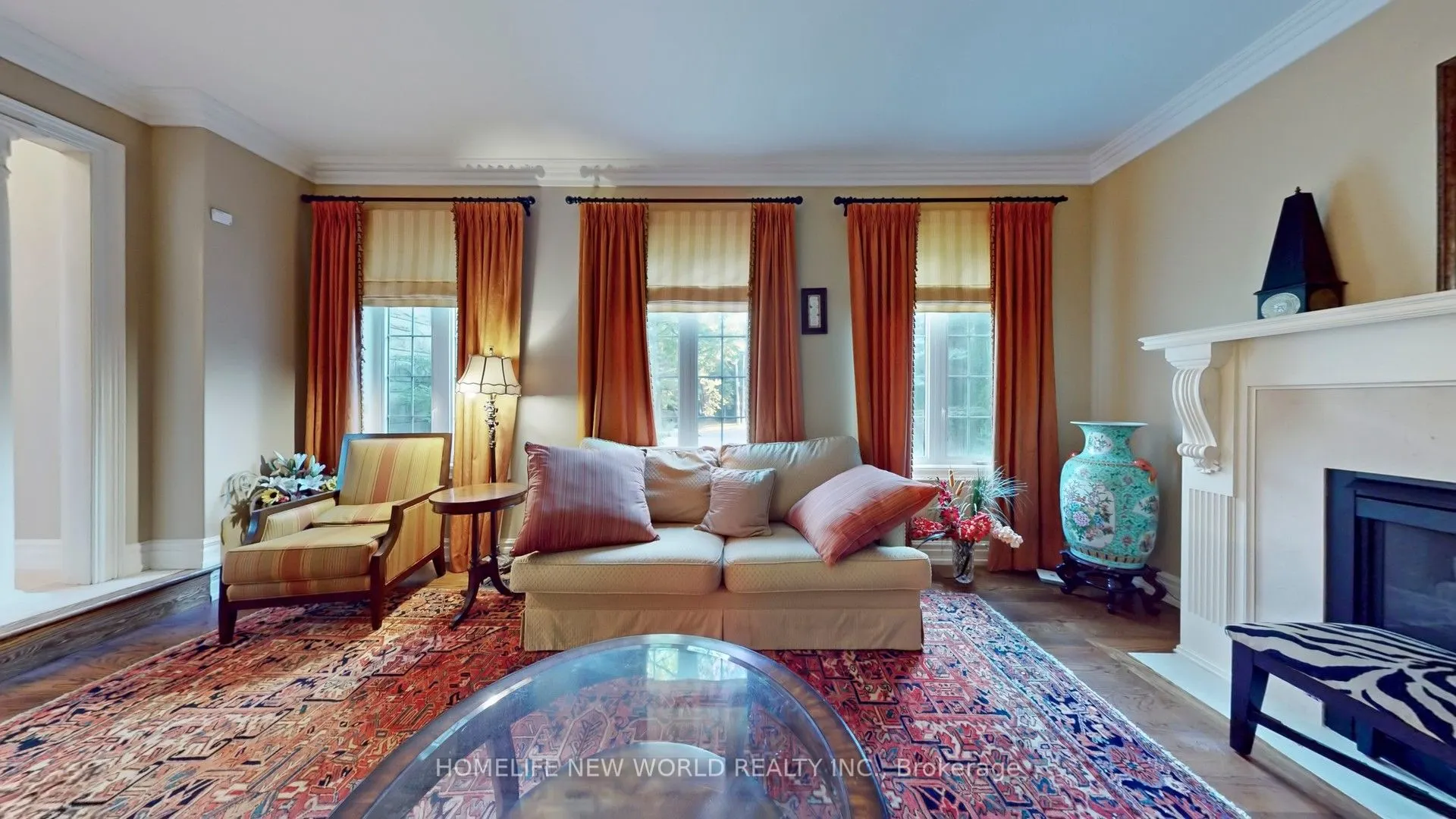 198 Kennedy Street W