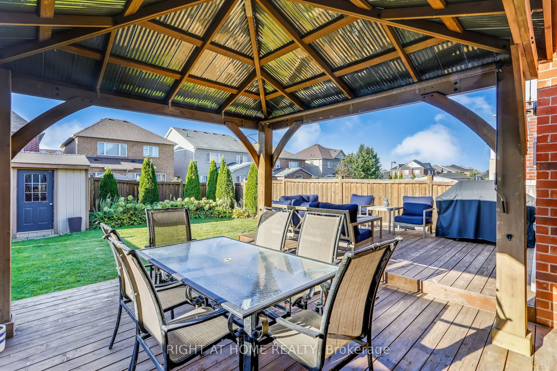 19 Amberwing Landing