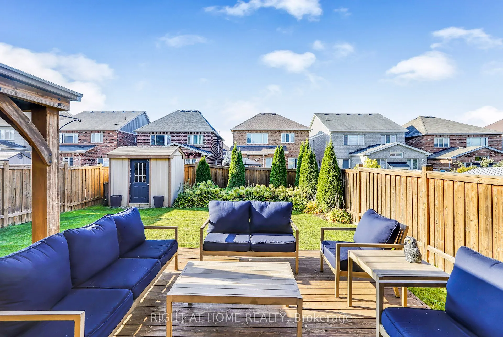 19 Amberwing Landing