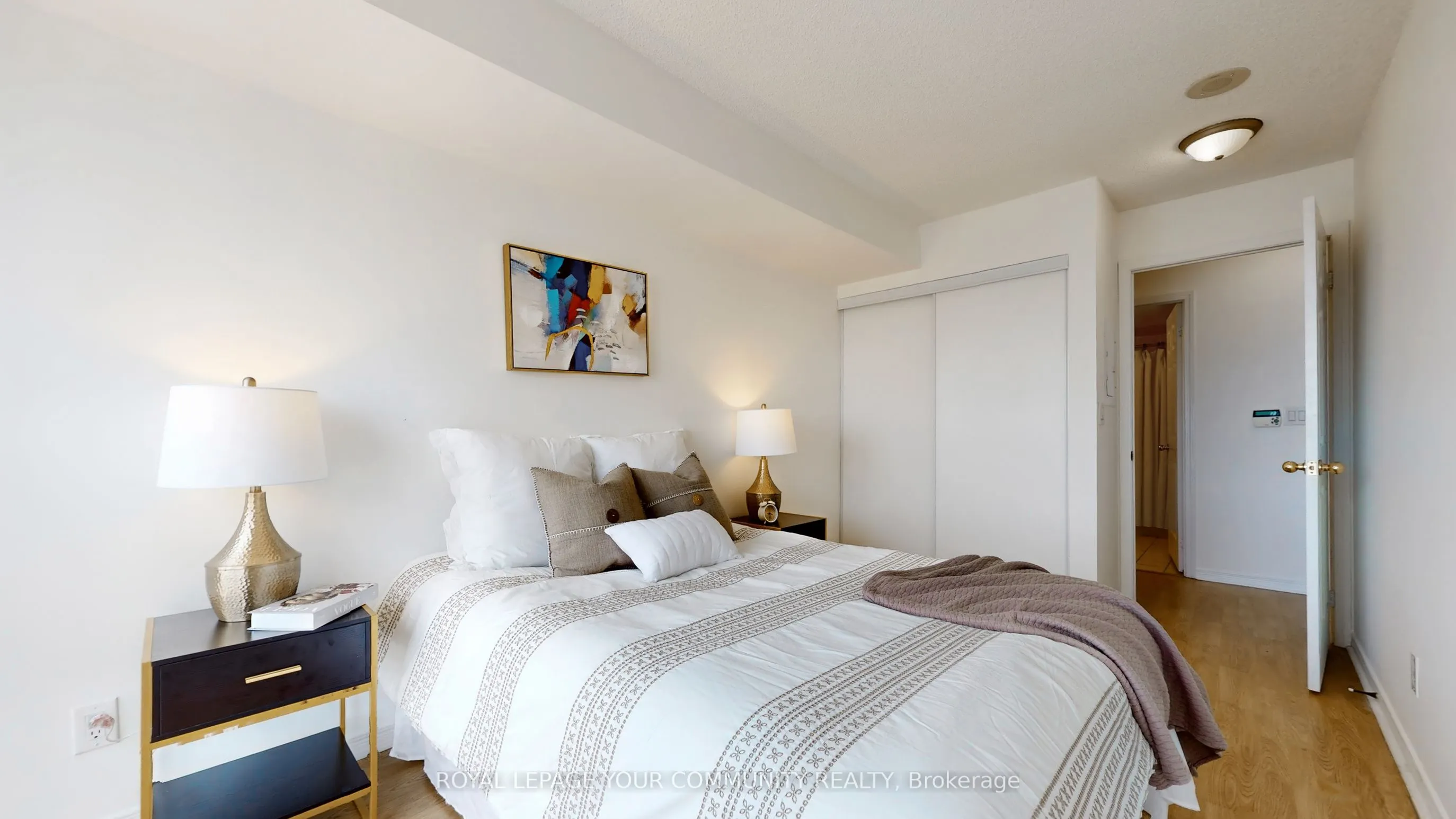 185 Oneida Crescent, #1005