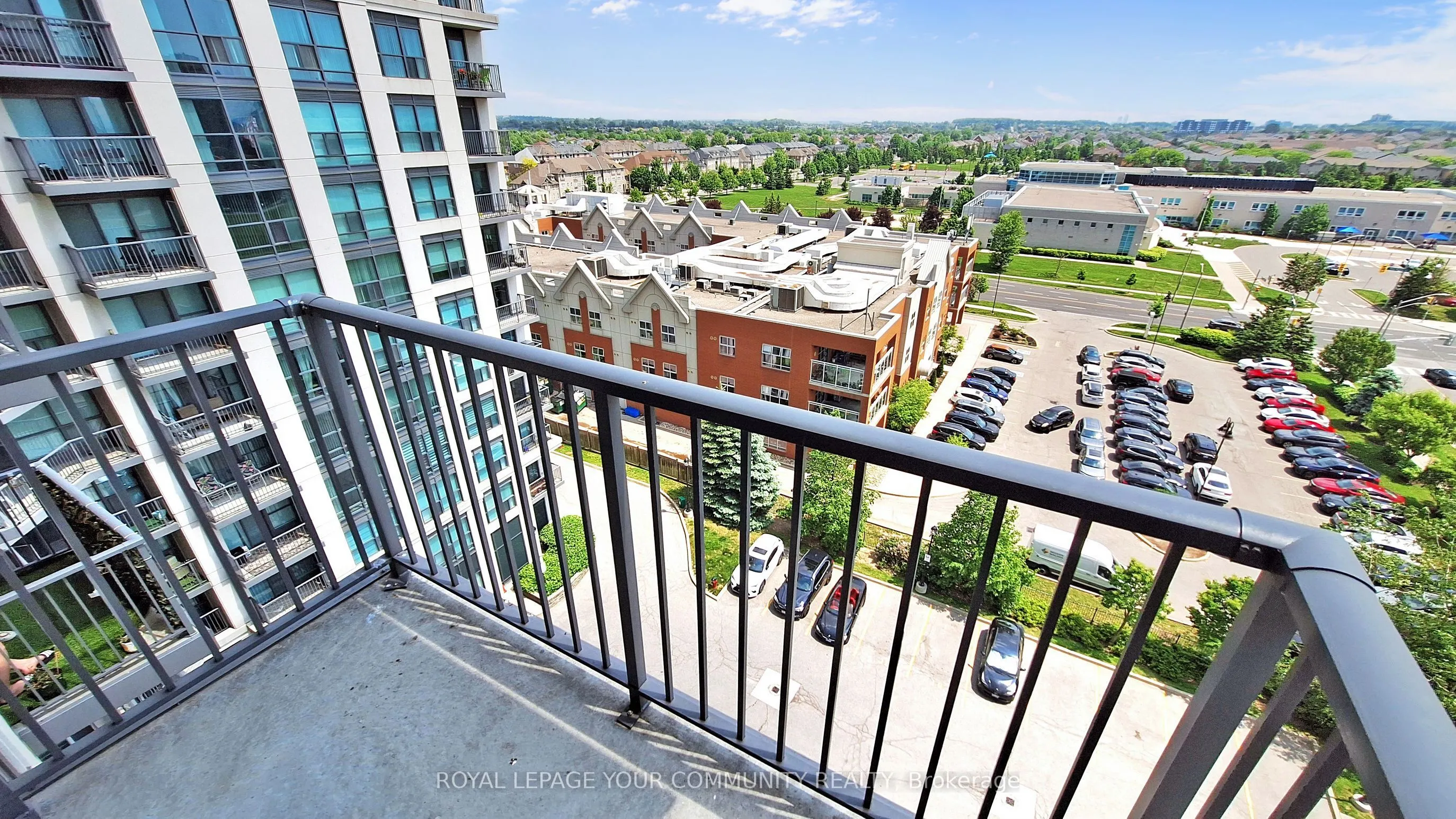 185 Oneida Crescent, #1005