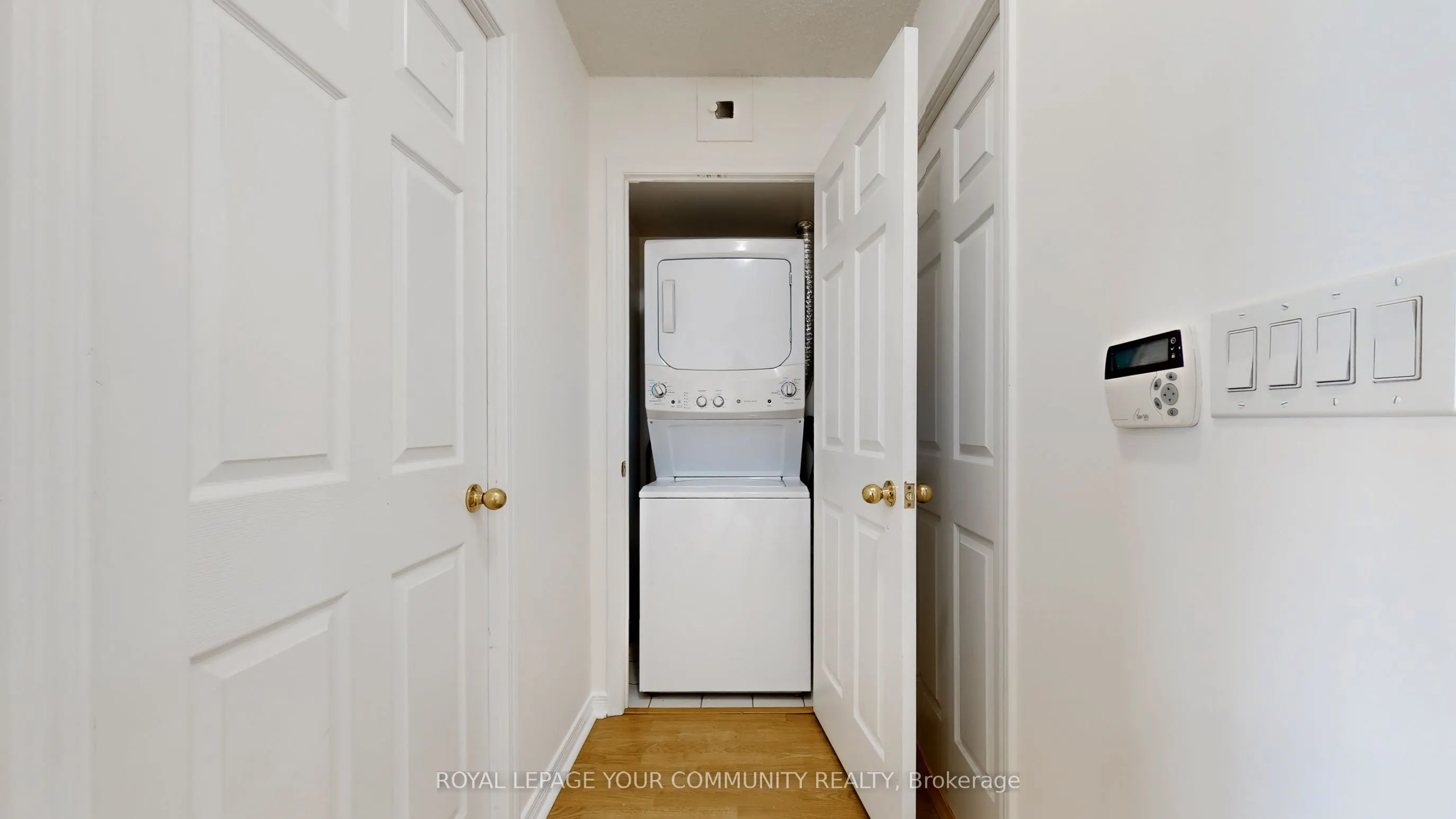 185 Oneida Crescent, #1005