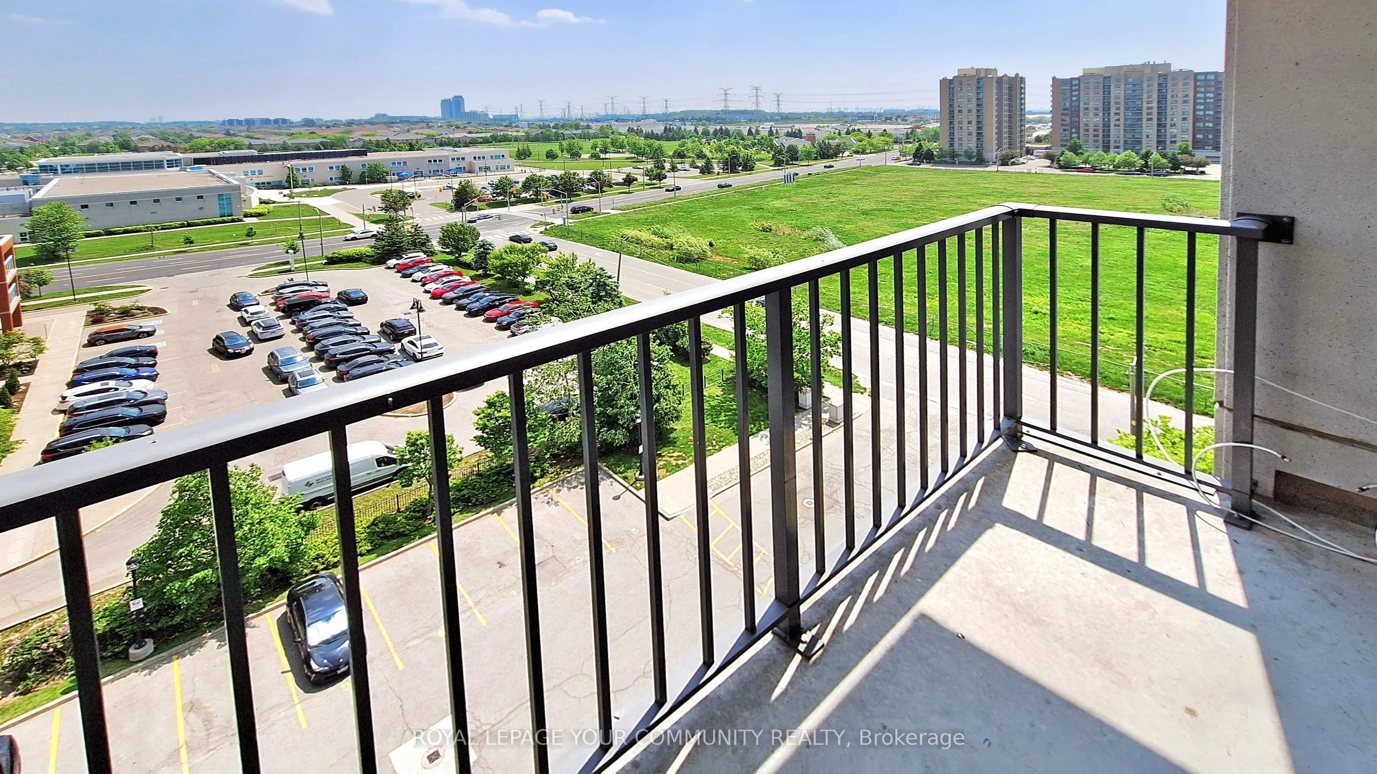 185 Oneida Crescent, #1005
