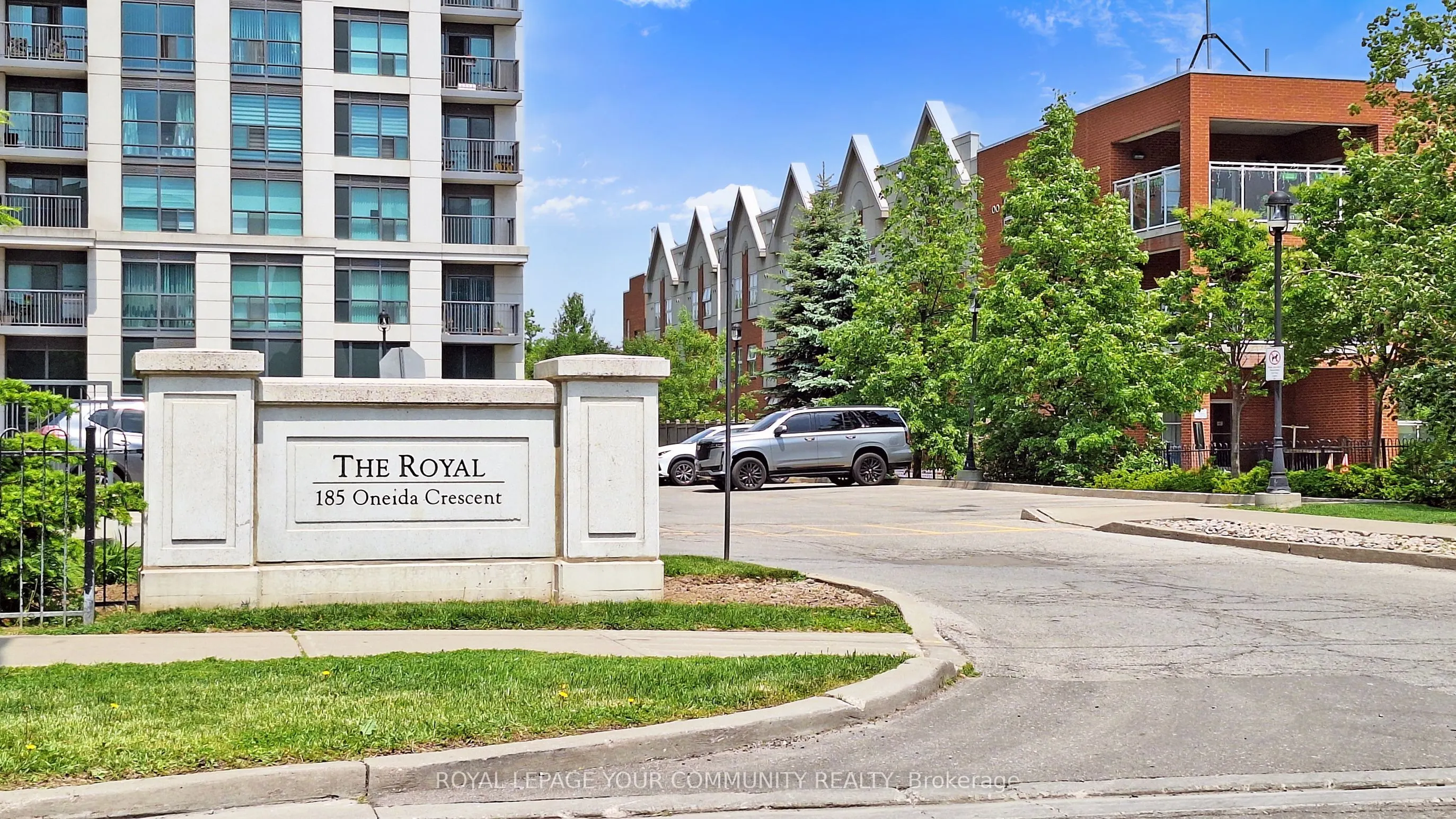 185 Oneida Crescent, #1005