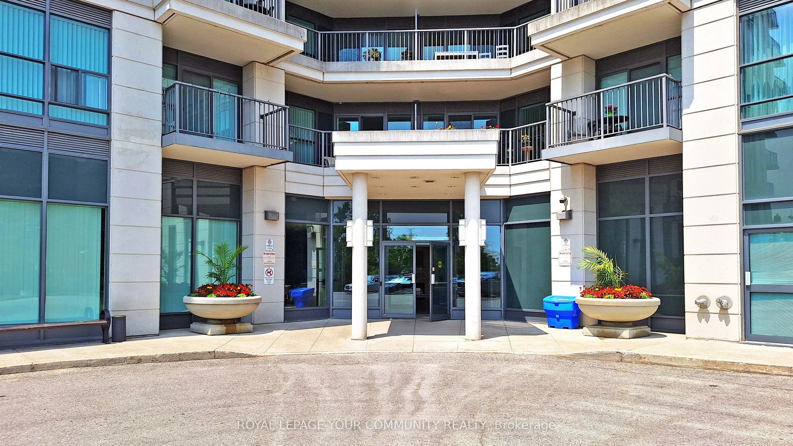 185 Oneida Crescent, #1005