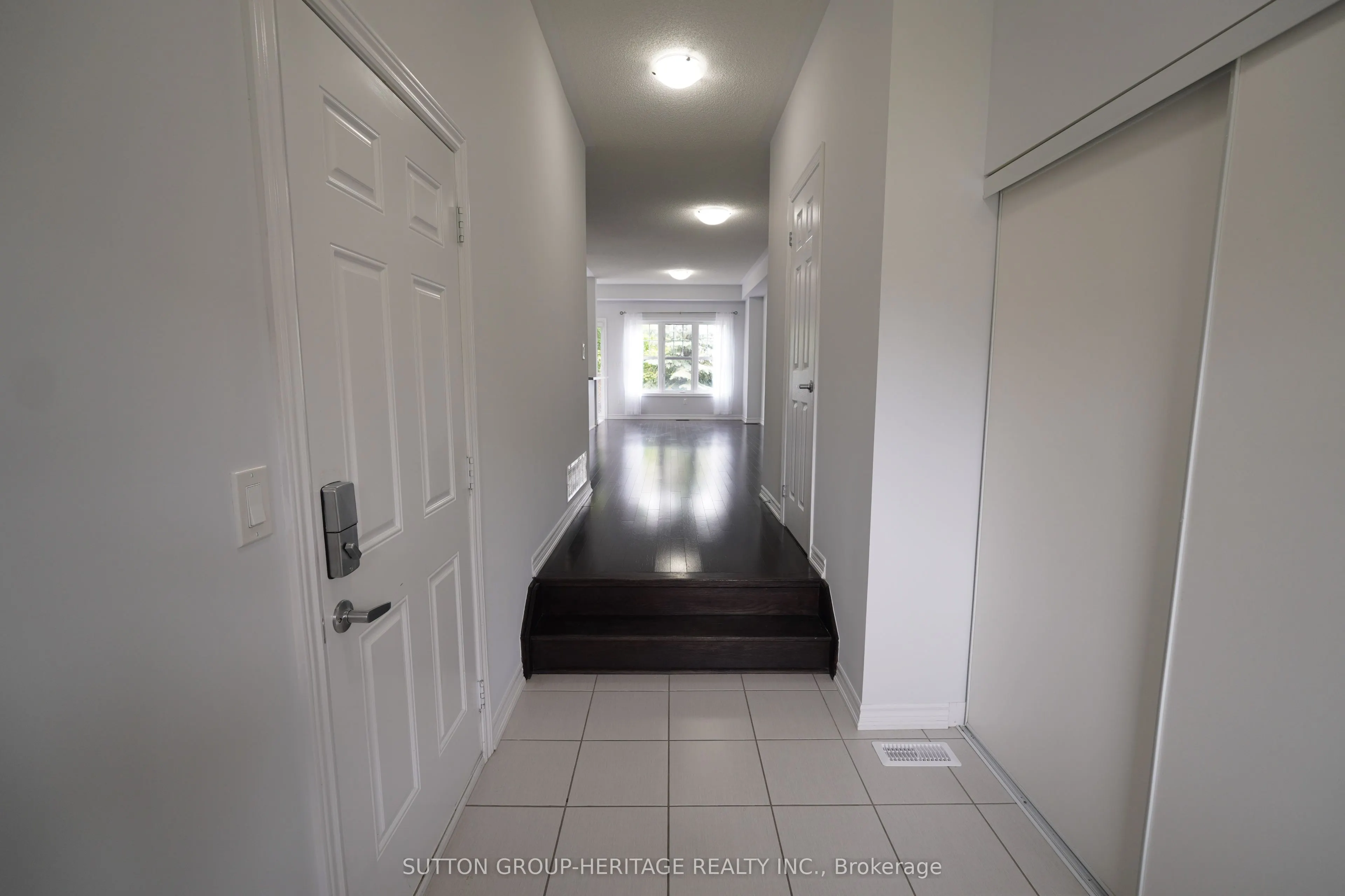 166 Boadway Crescent