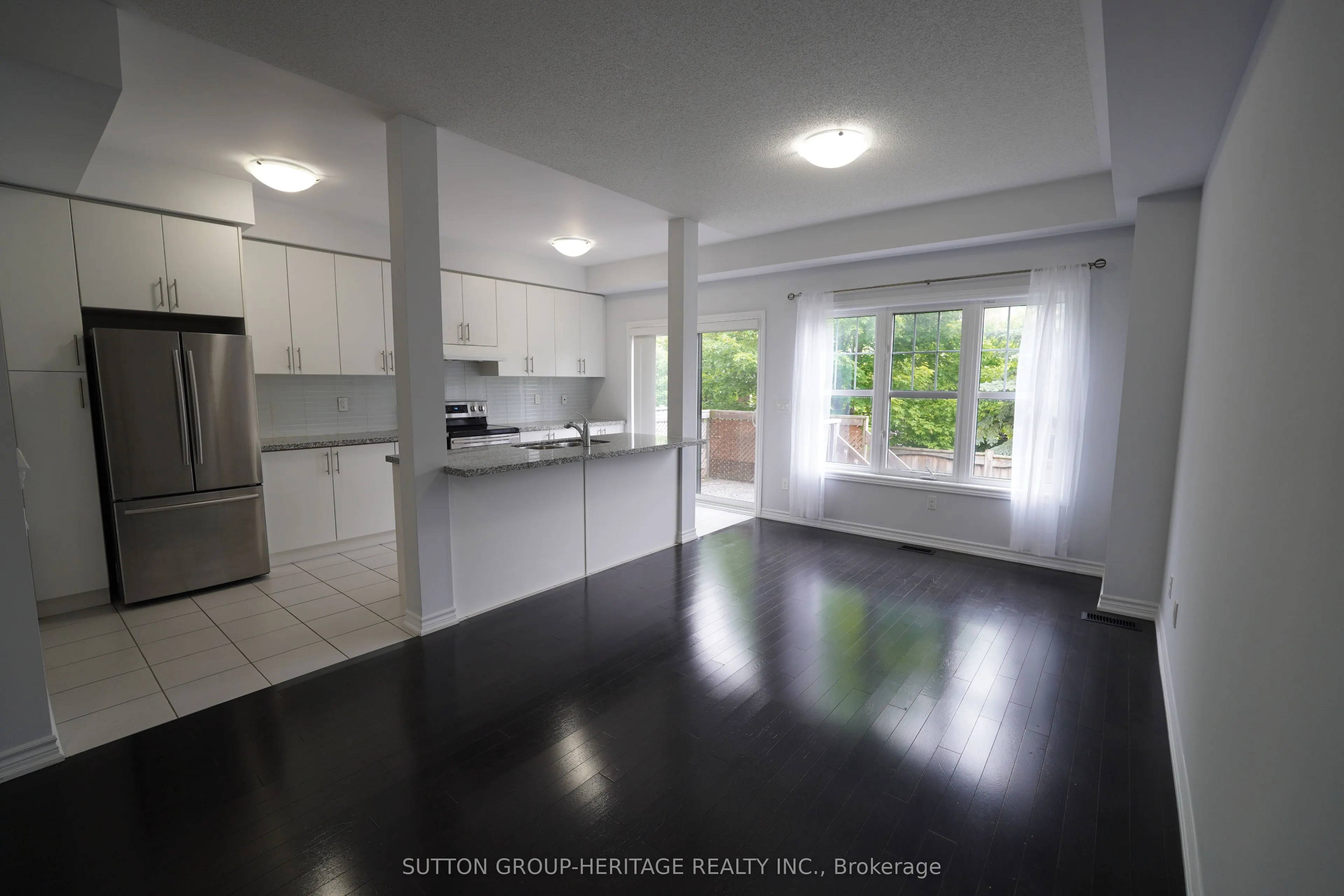 166 Boadway Crescent