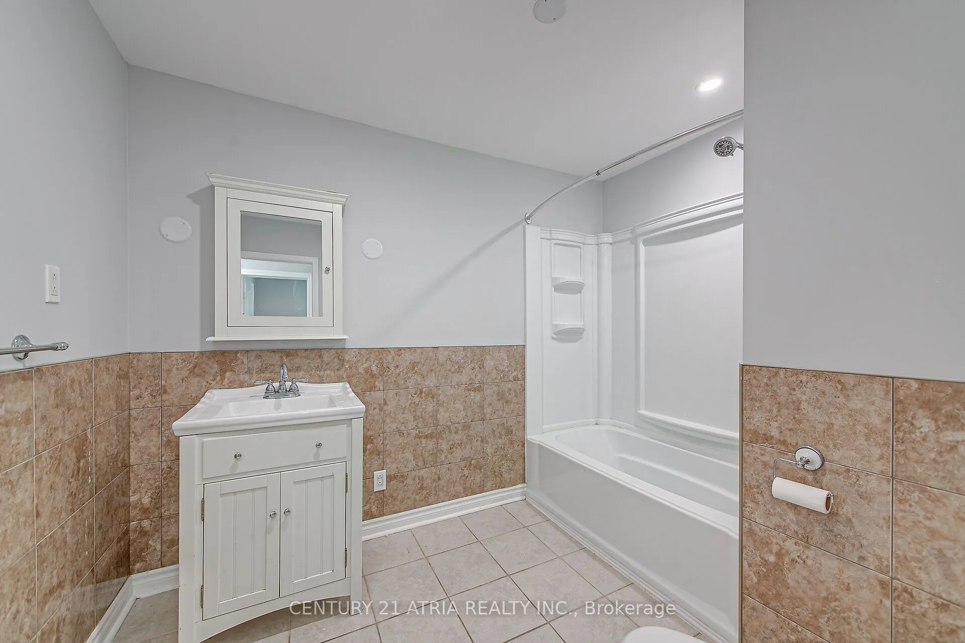 904 Maplewood Drive