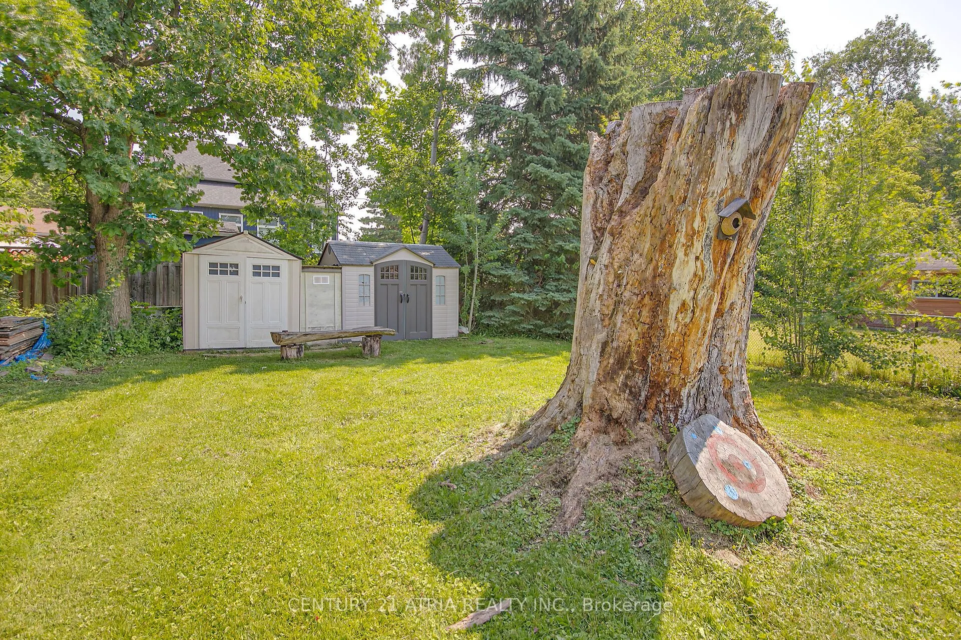904 Maplewood Drive
