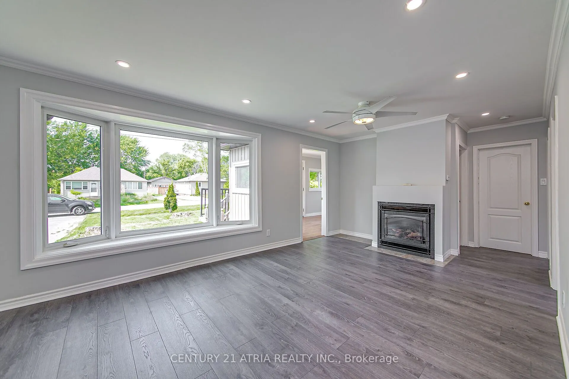 904 Maplewood Drive