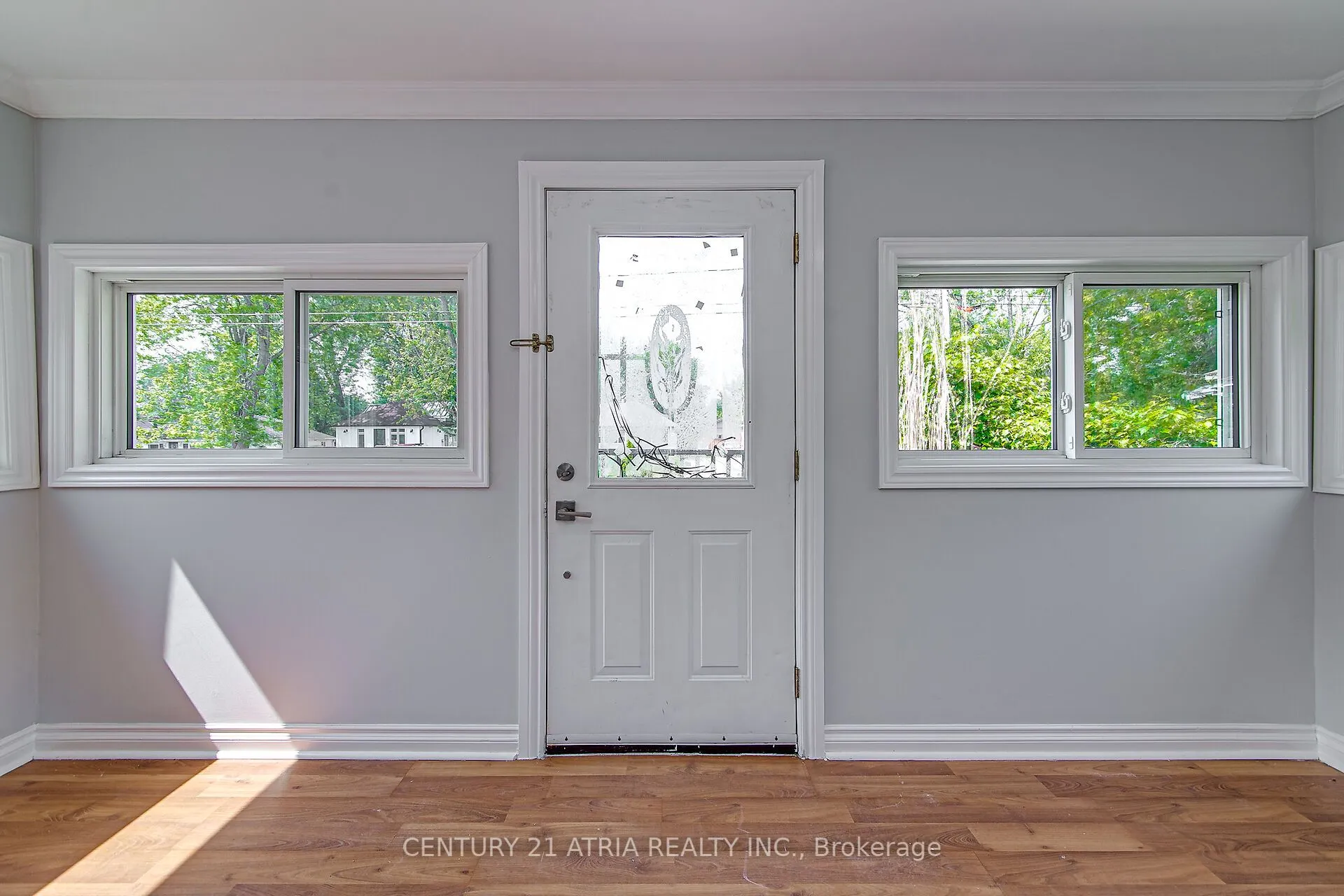 904 Maplewood Drive
