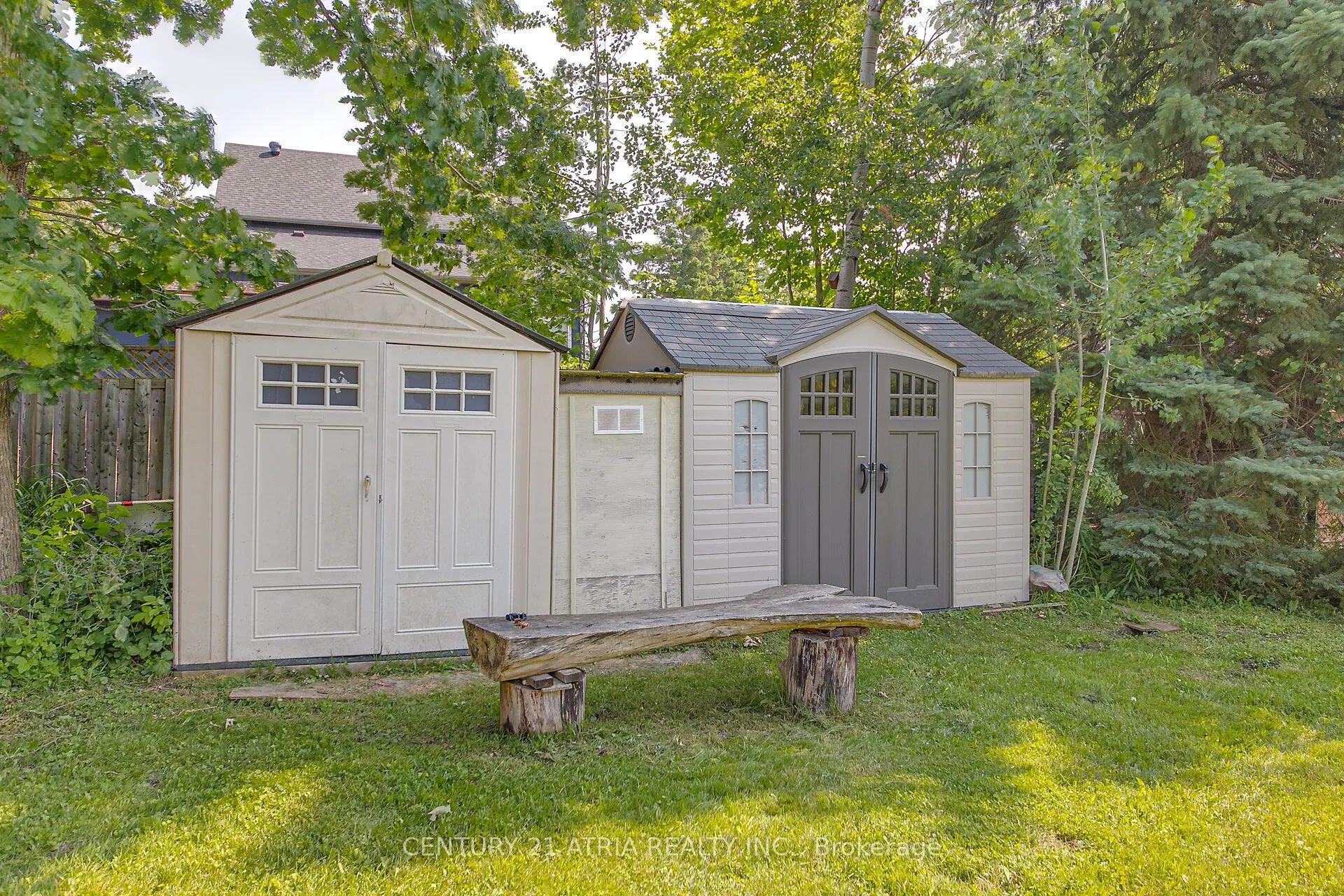 904 Maplewood Drive