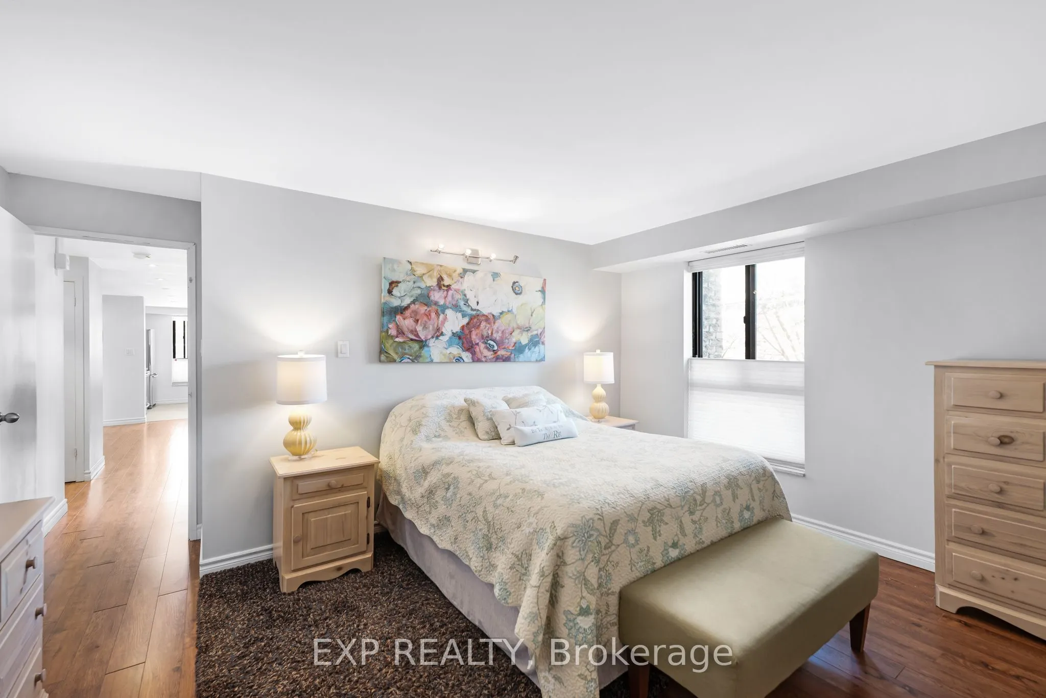 15390 Yonge Street, #104