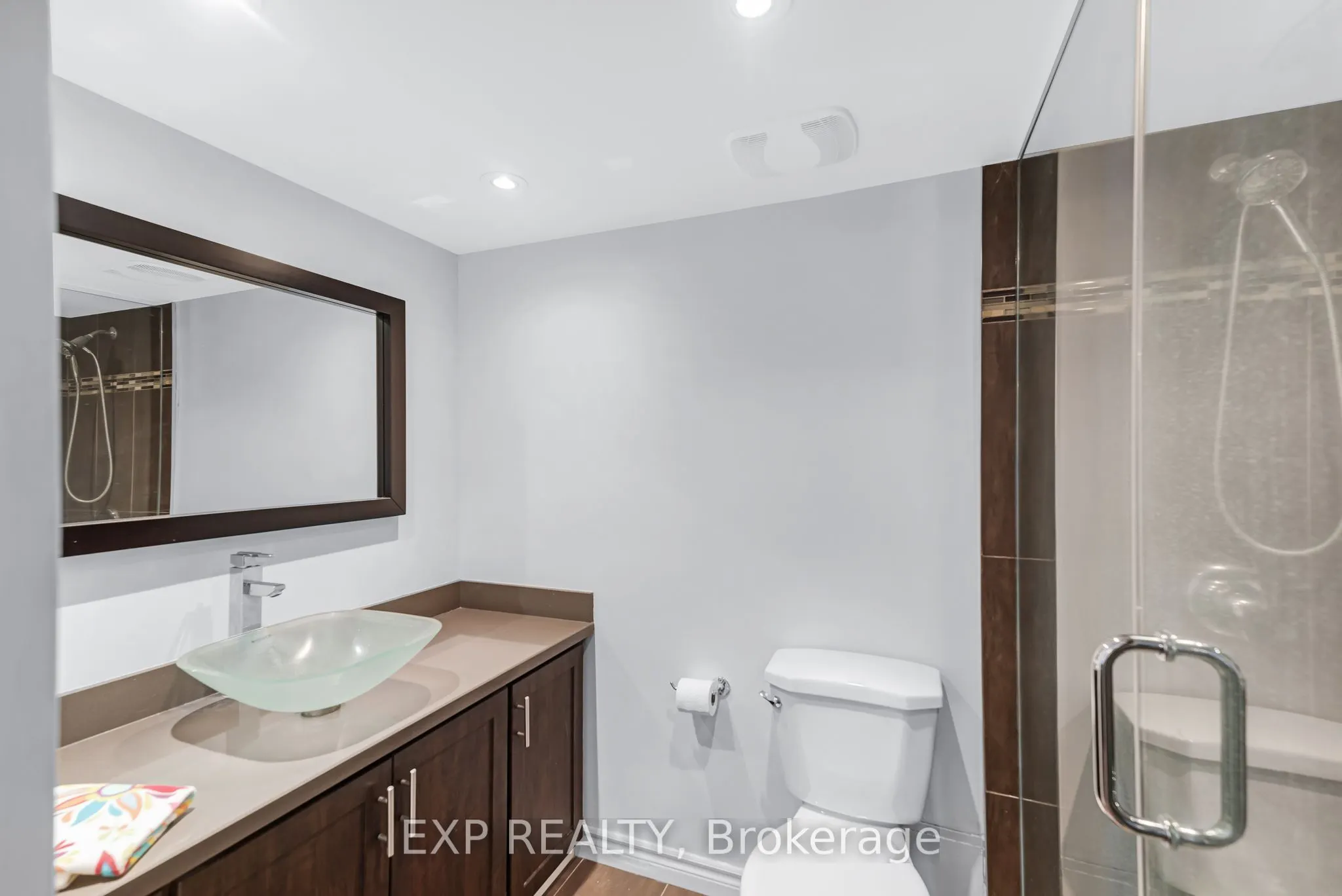 15390 Yonge Street, #104