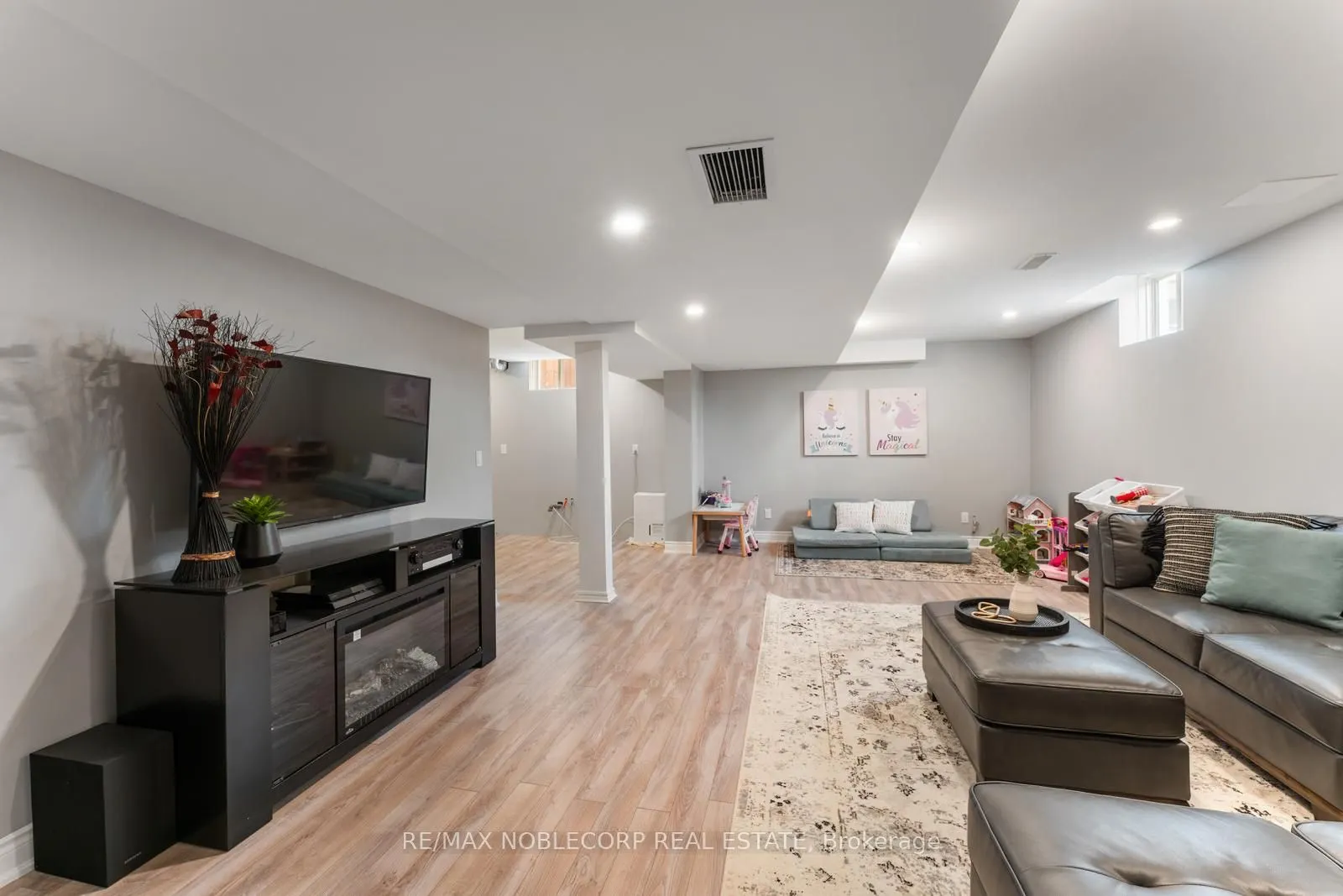 174 Strachan Trail