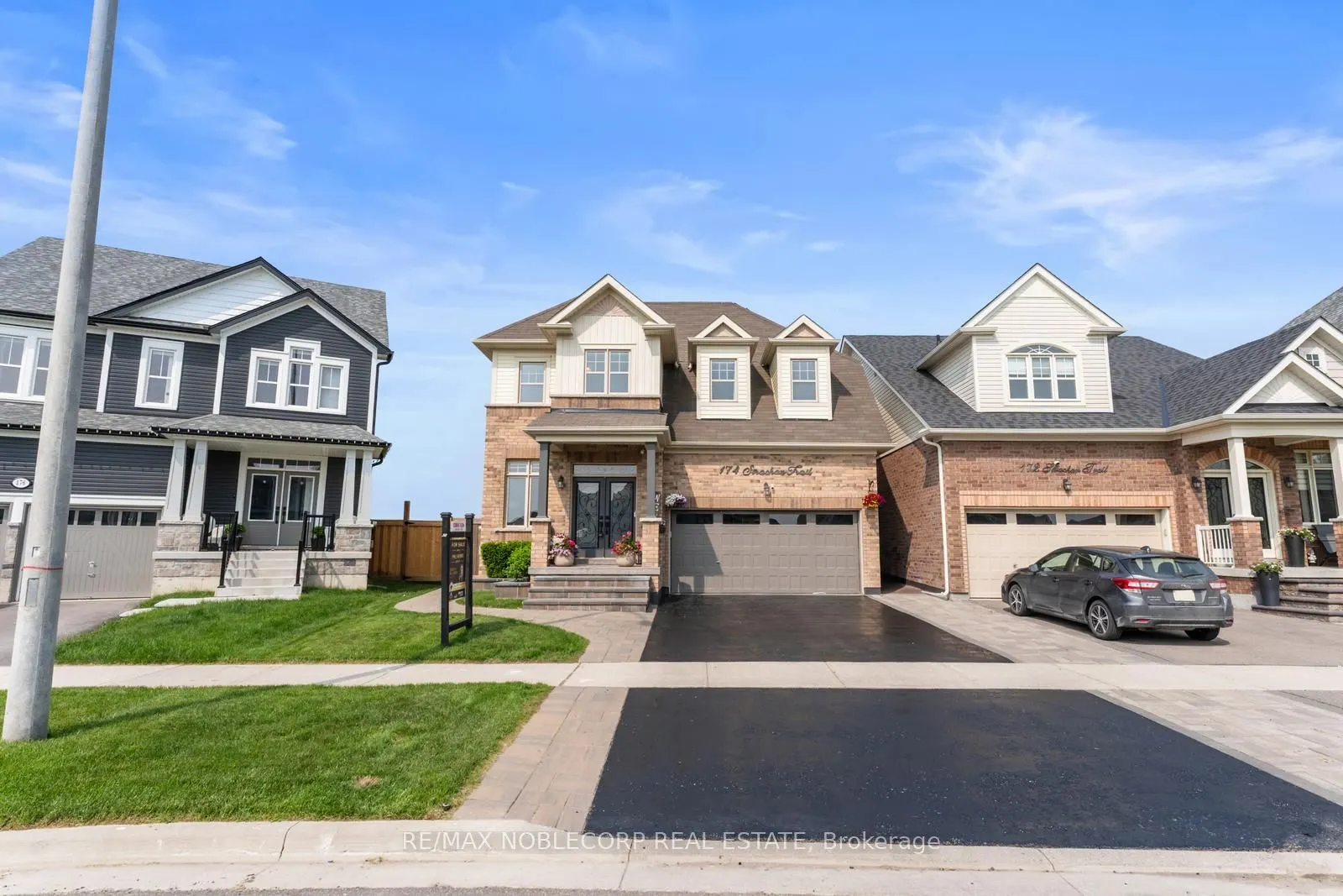 174 Strachan Trail