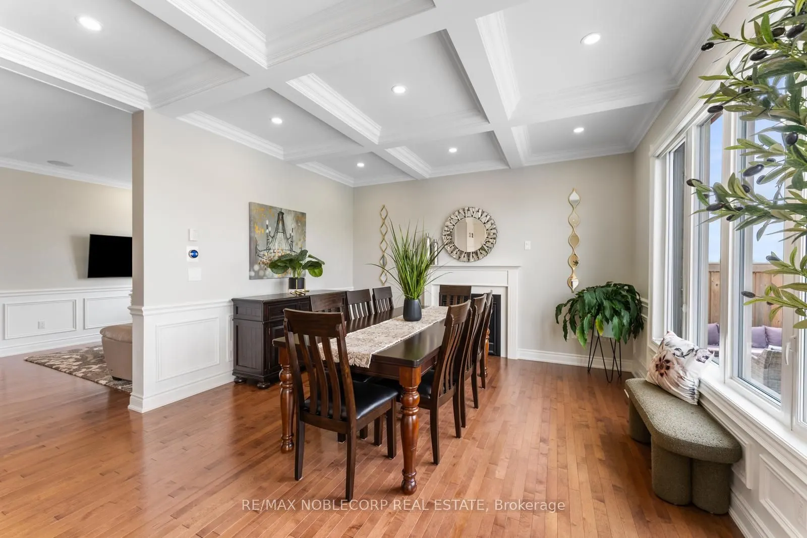 174 Strachan Trail