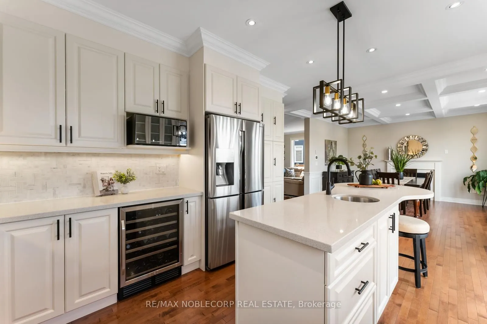 174 Strachan Trail