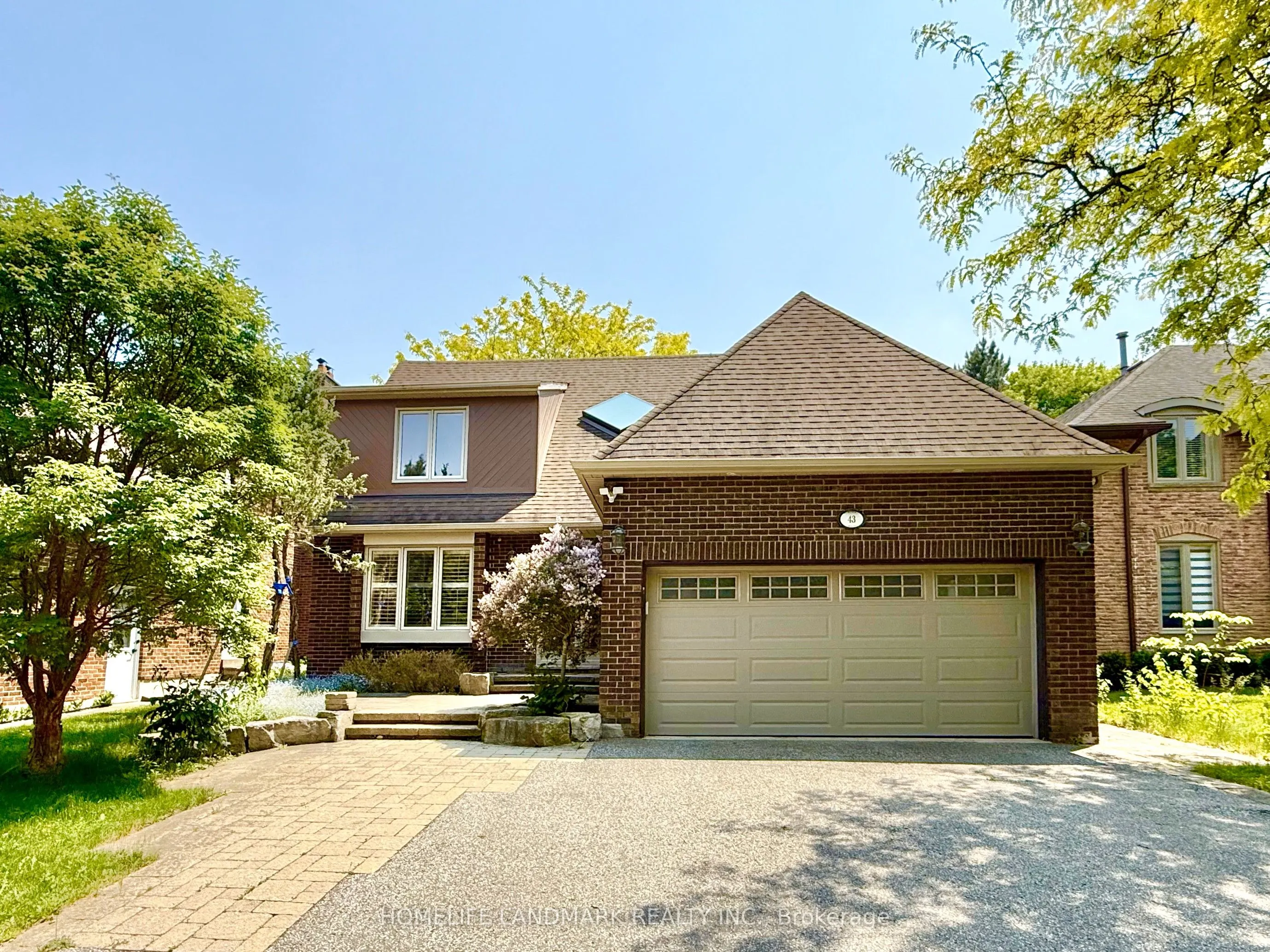 43 Pennock Crescent