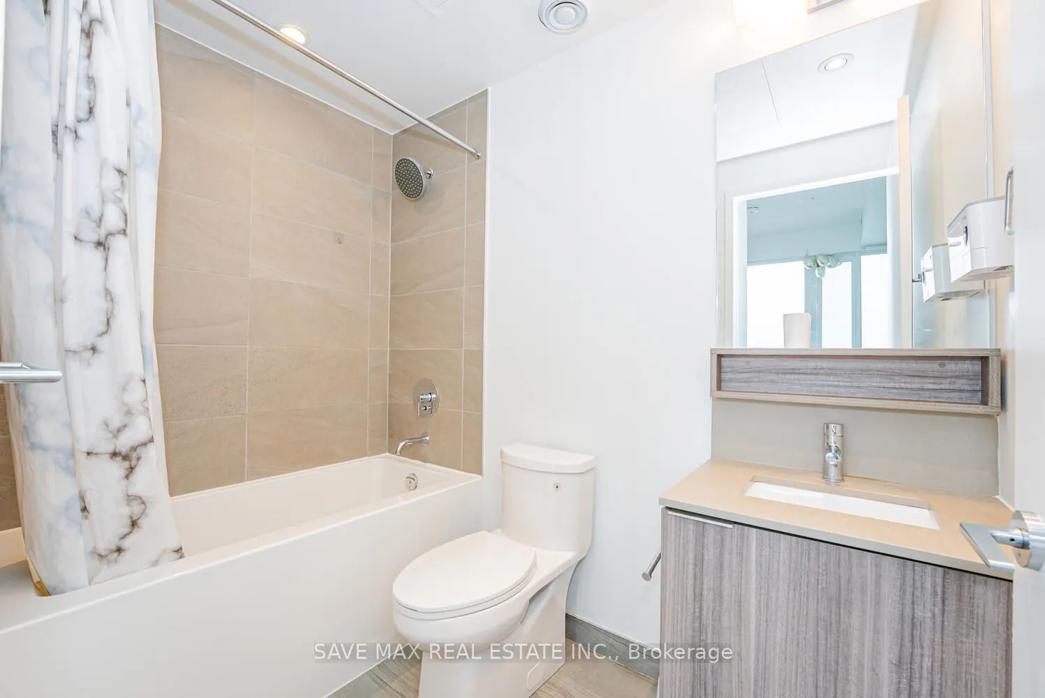 5 Buttermill Avenue, #3807